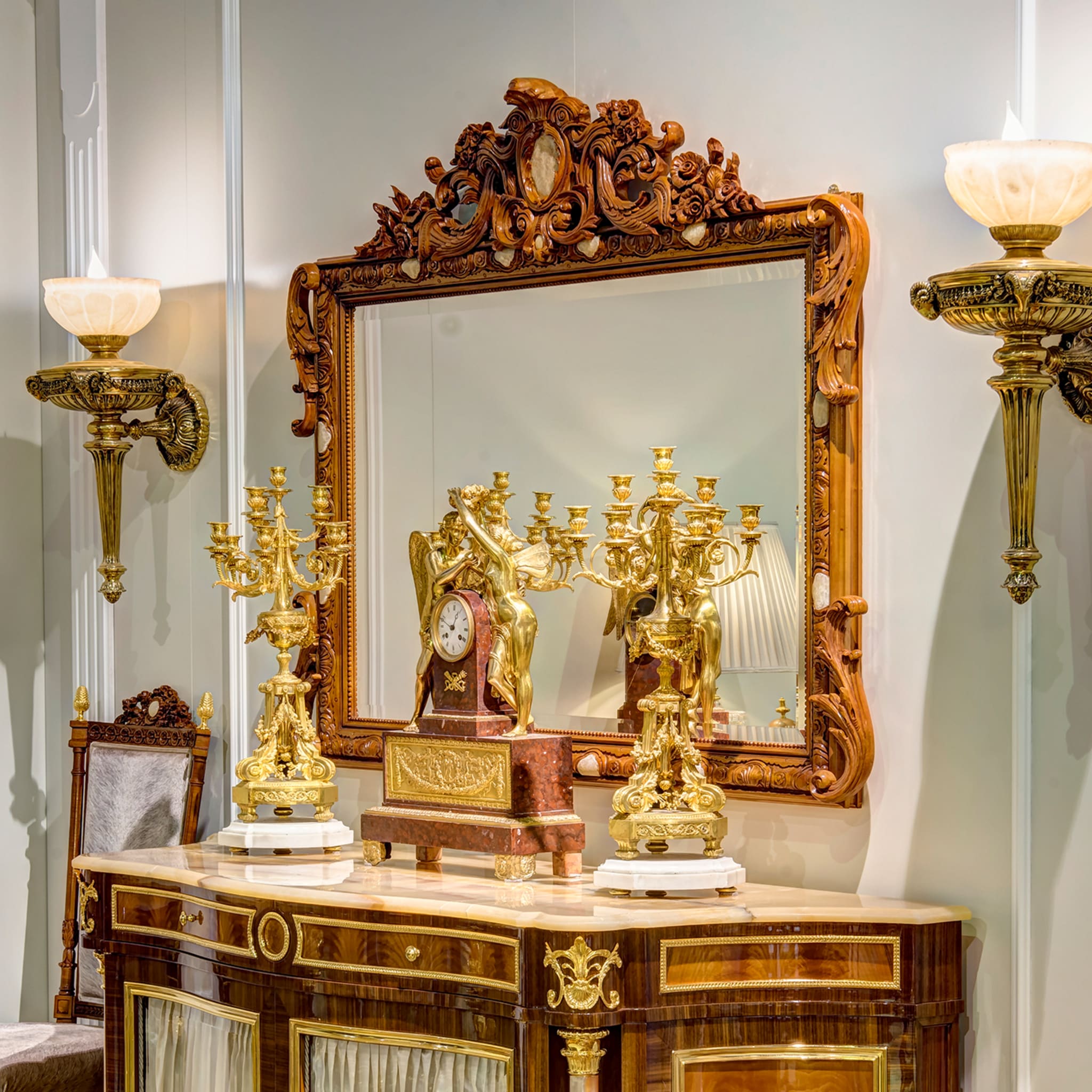 Specchio rettangolare in legno di tiglio in stile Luigi XVI - Vista alternativa 1