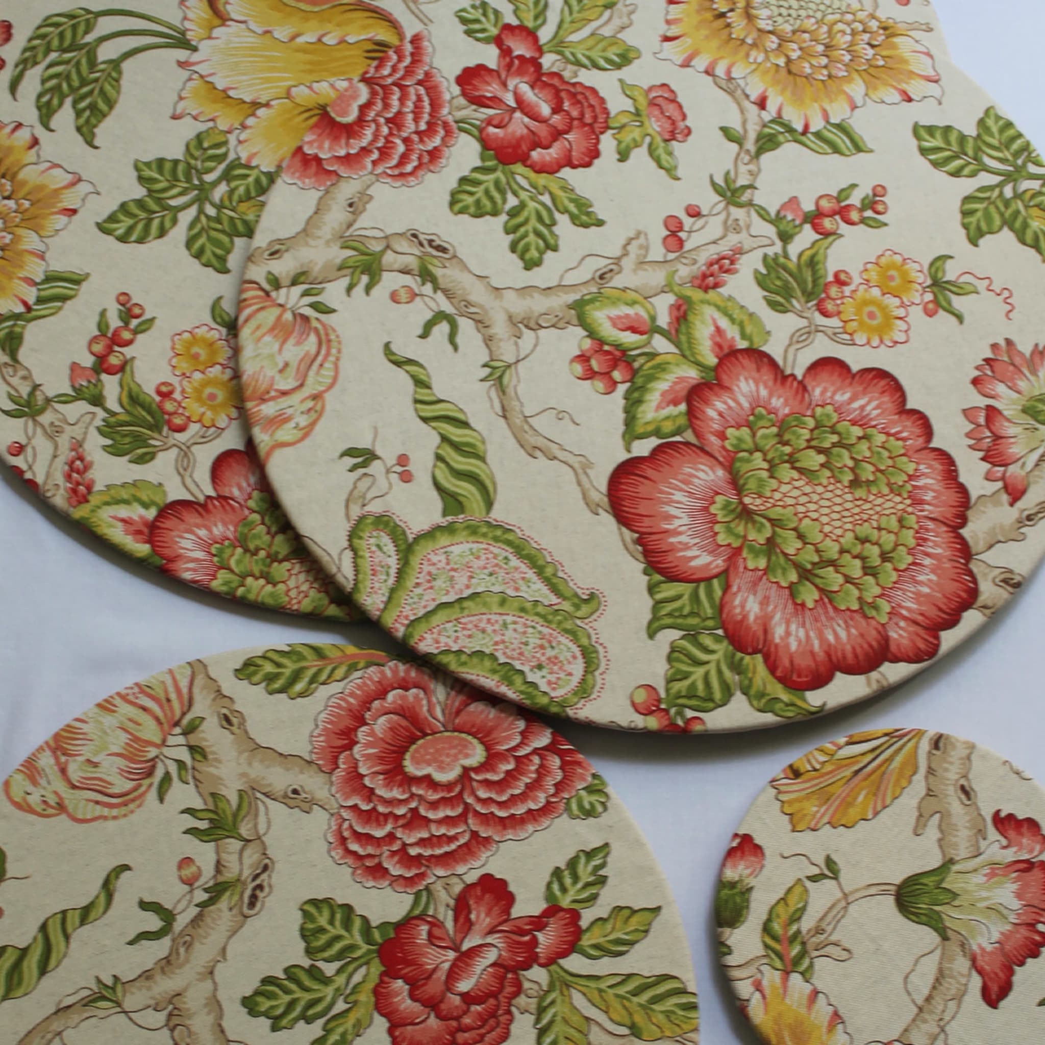 Set of 2 Cuffiette Extra-Small Round Floral Placemats #1 - Alternative view 1