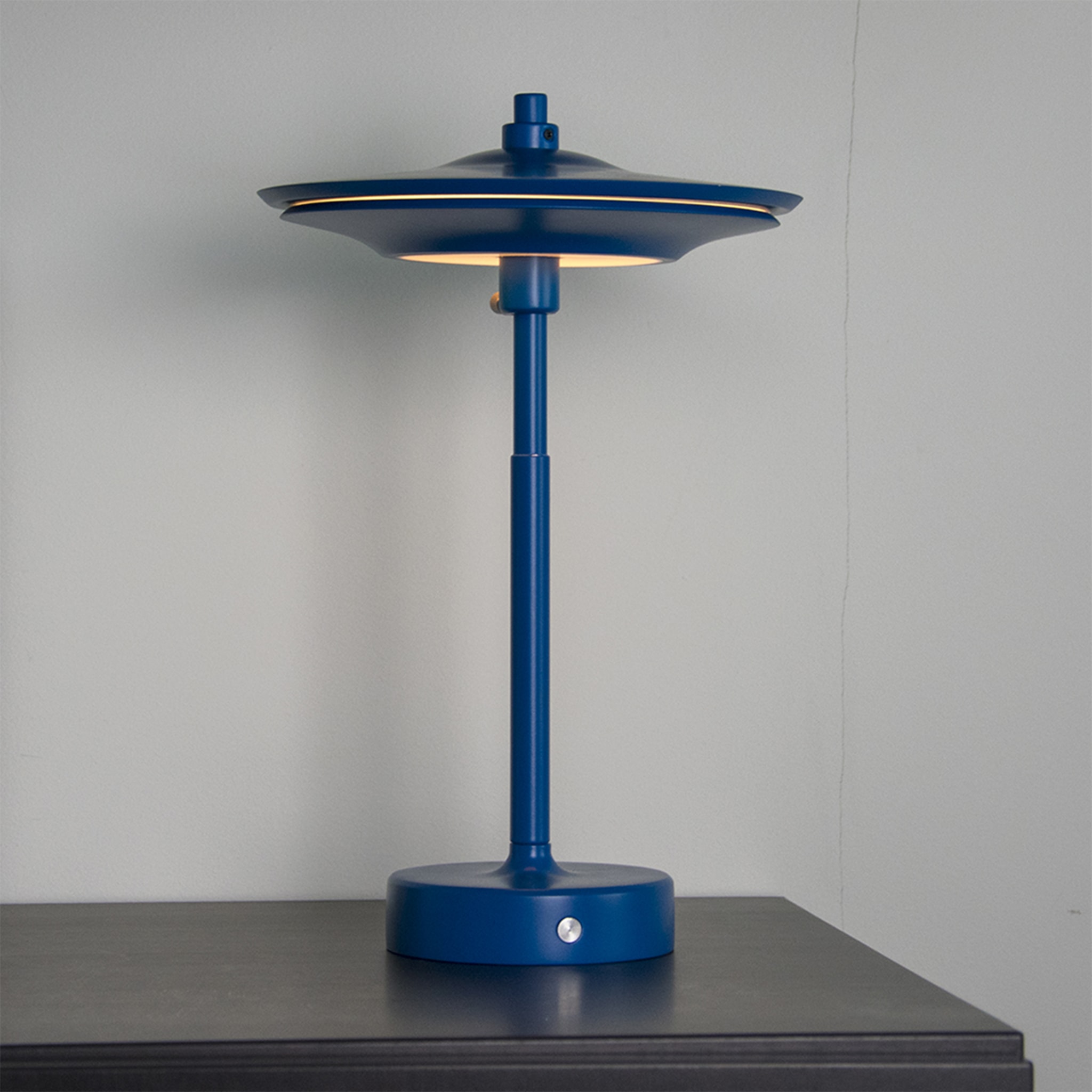 Lampada da tavolo ricaricabile Drum Blue di Albore Design - Vista alternativa 3