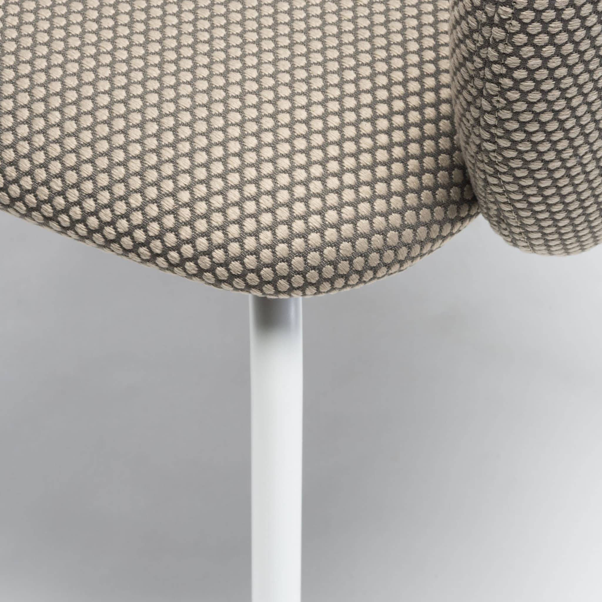 Bel M Gray Chair By Pablo Regano - Alternative view 1