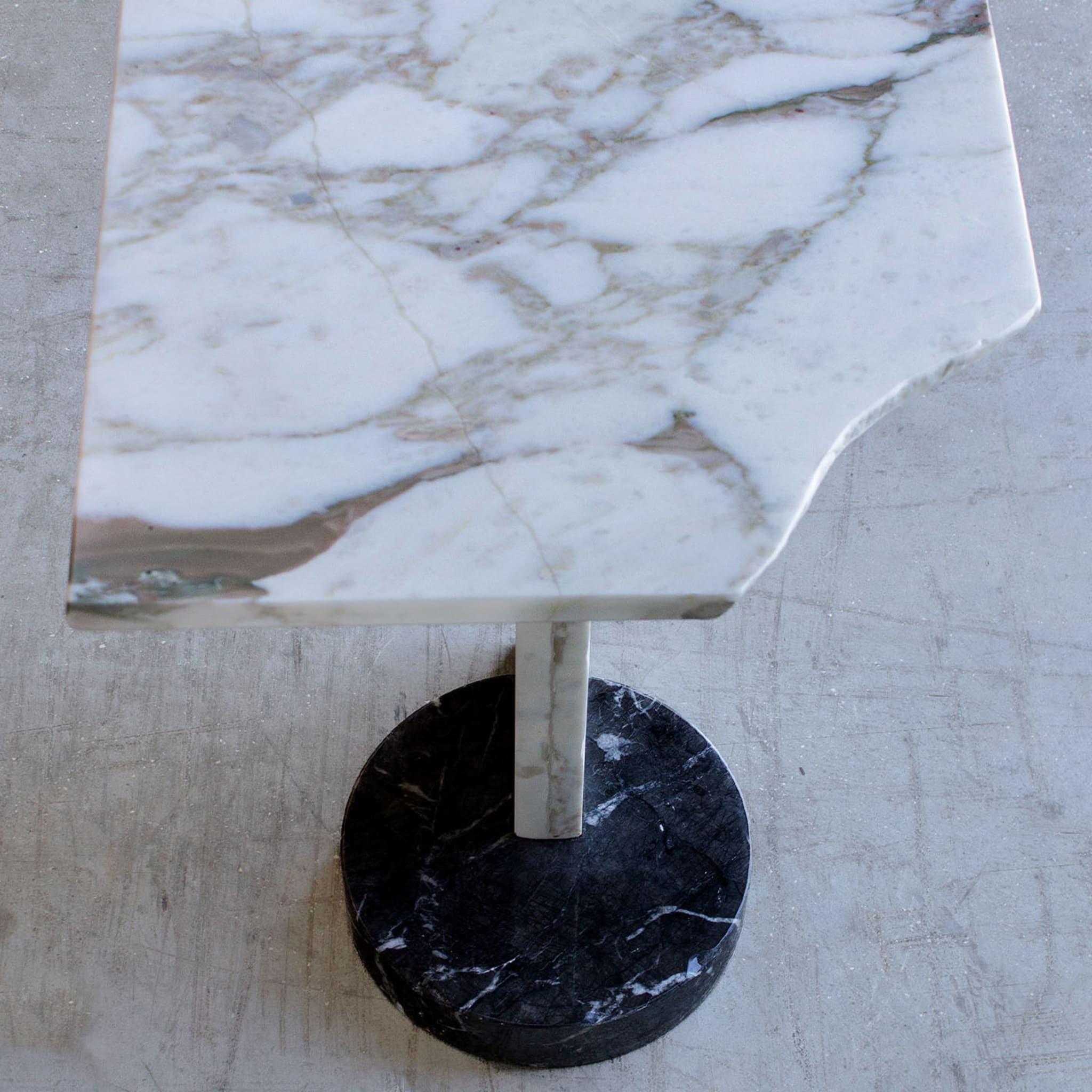 SST022 Table d'appoint en marbre quadrillé Calacatta Oro - Vue alternative 4