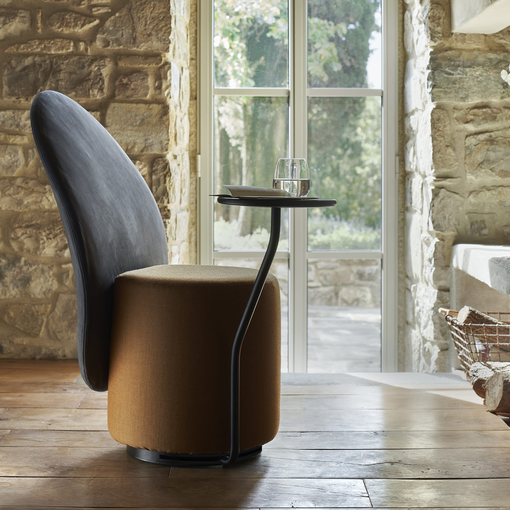 Loomi Black and Mustard Chair with Top by Lapo Ciatti - Alternative view 1