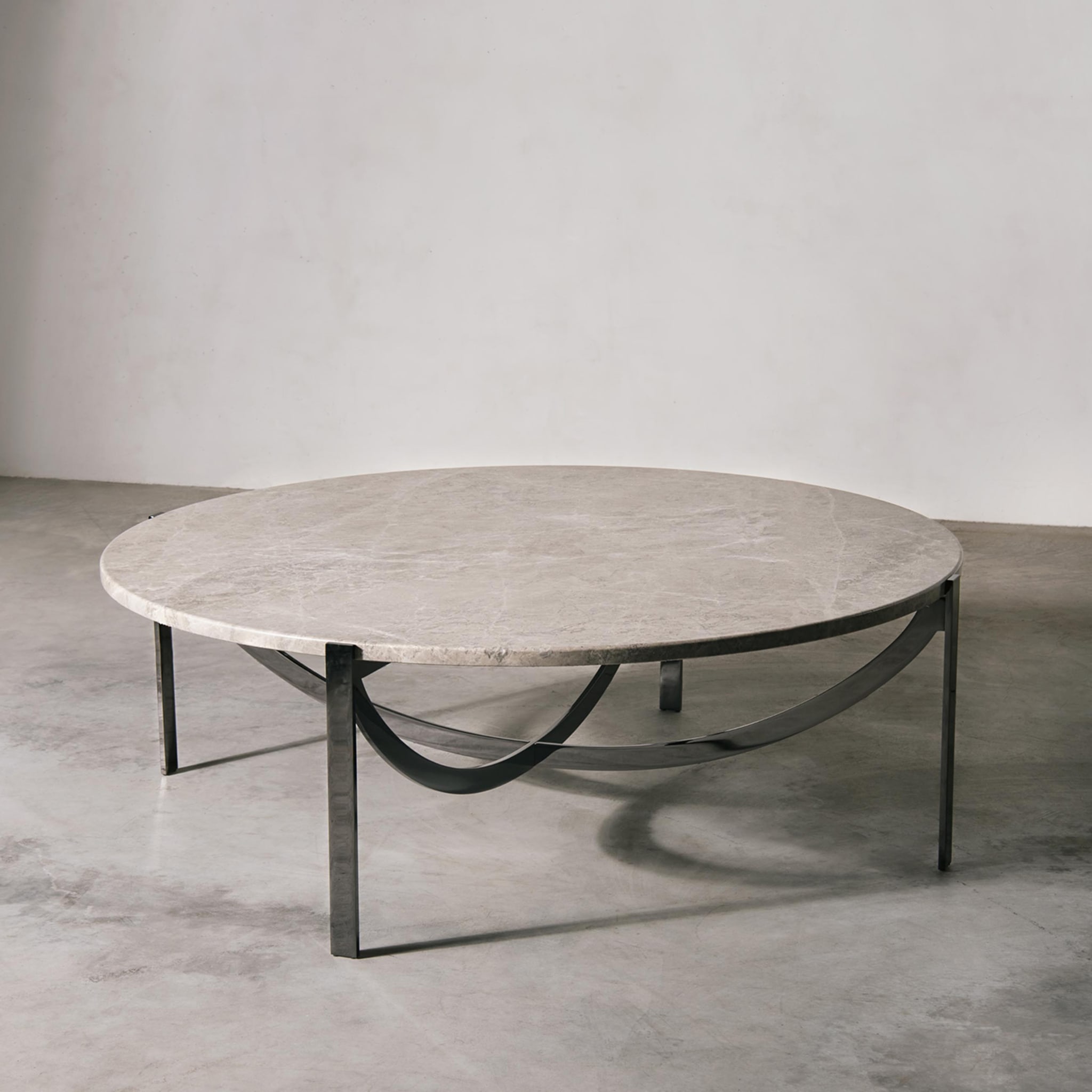 Astra Chrome Coffee Table by Patrick Norguet - Alternative view 2