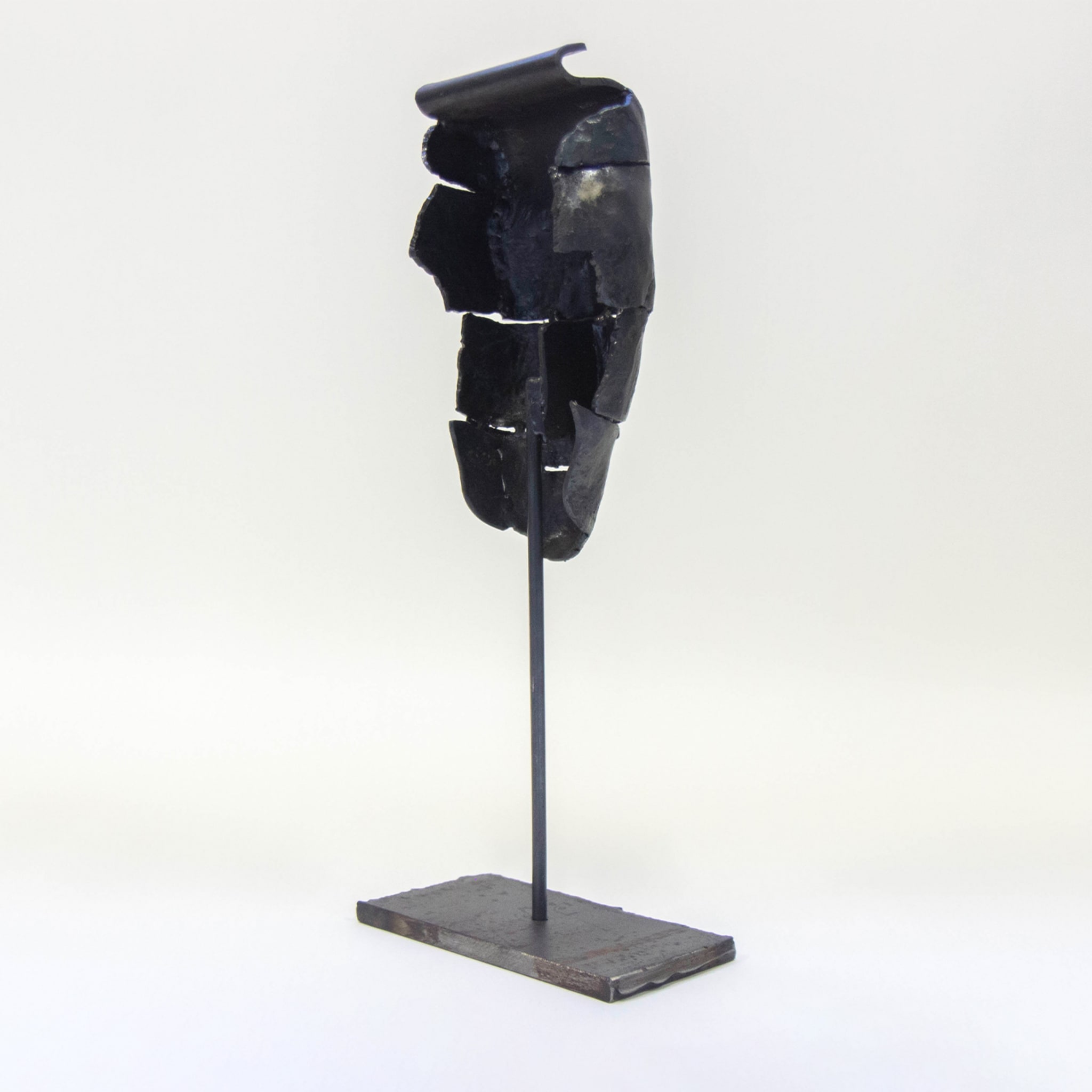 La Maschera N.9 Sculpture by Lorenzo Quadalti - Alternative view 2