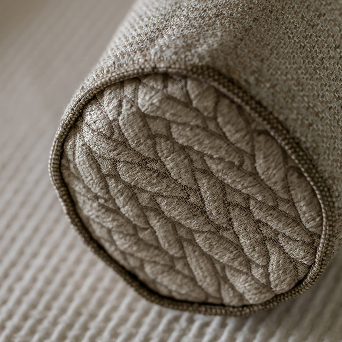 Cuscino Natural Roll Rullo in tessuto jacquard l'Opificio