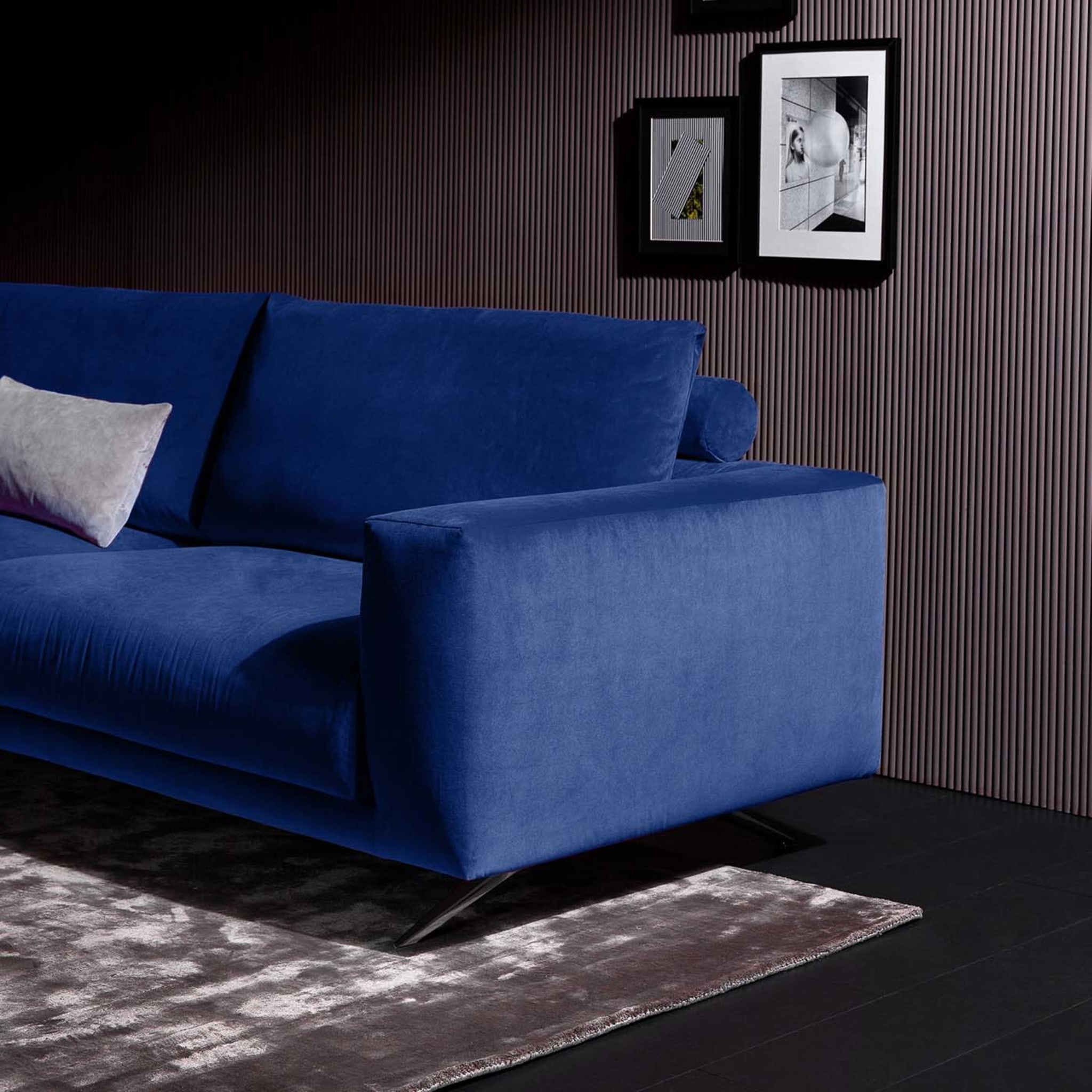 Re Set 580 Blue Sofa with Rectangular Pillows by G. Landoni - Alternative view 2