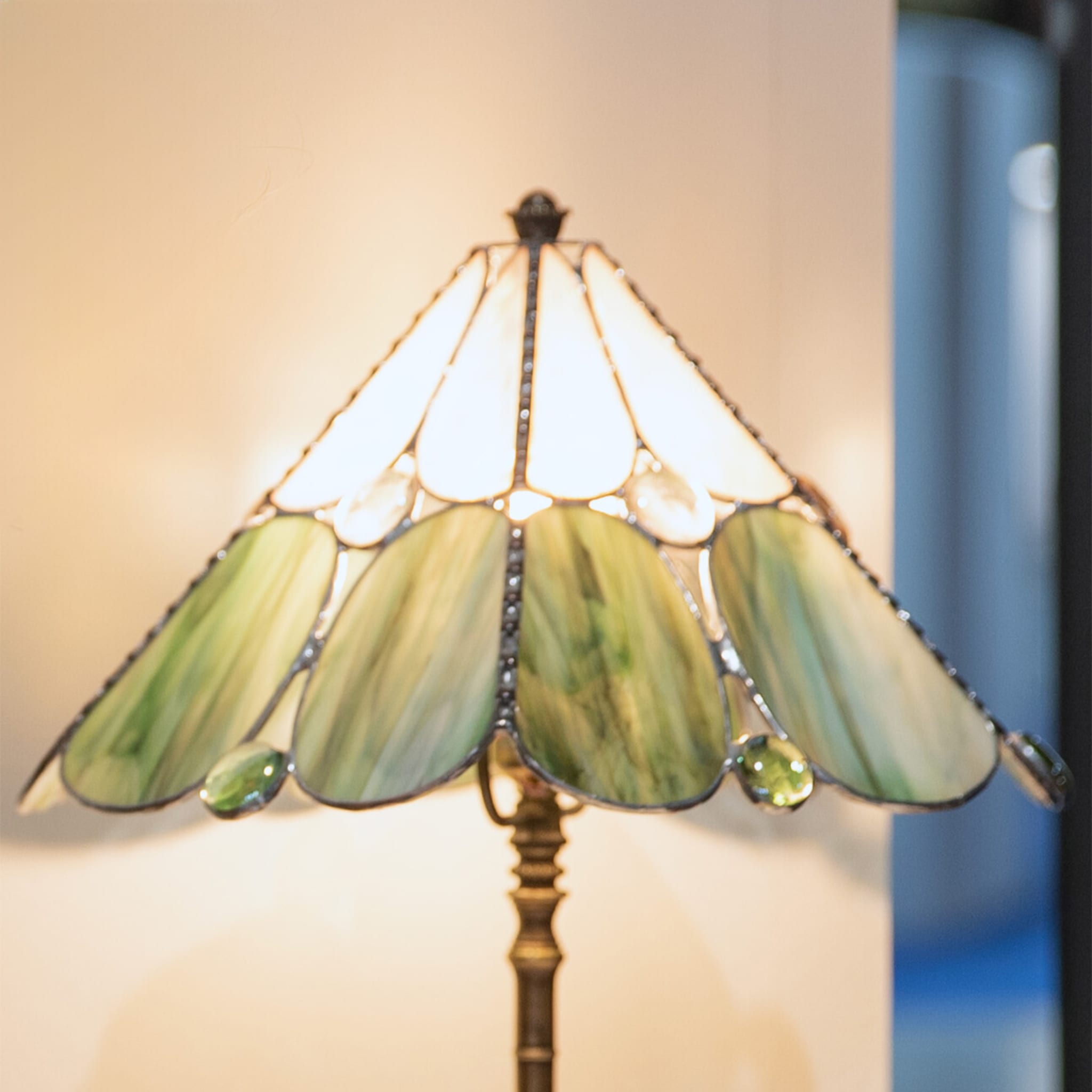 Tiffany Preziosa Lampe de table en verre vert et blanc - Vue alternative 2