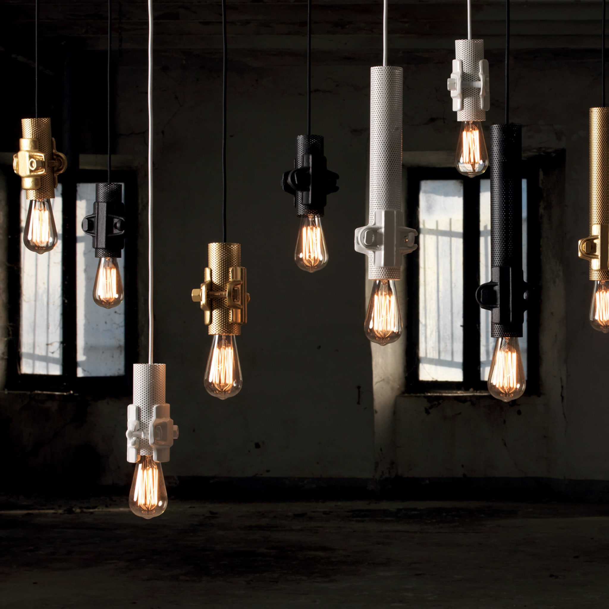 Nando S Gold Pendant Lamp by Luca De Bona & Dario De Meo - Alternative view 1