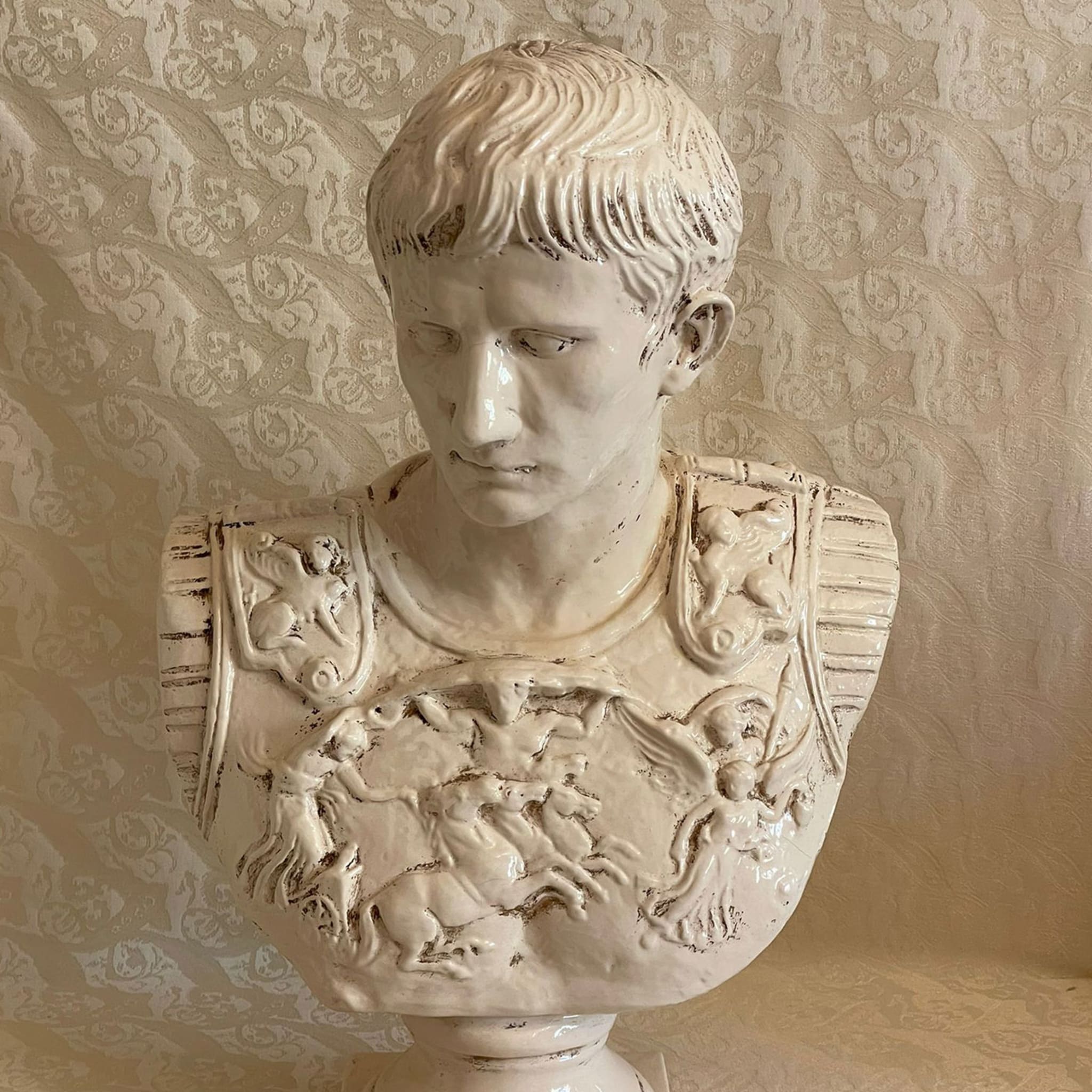 Busto di Cesare Imperatore - Vista alternativa 2