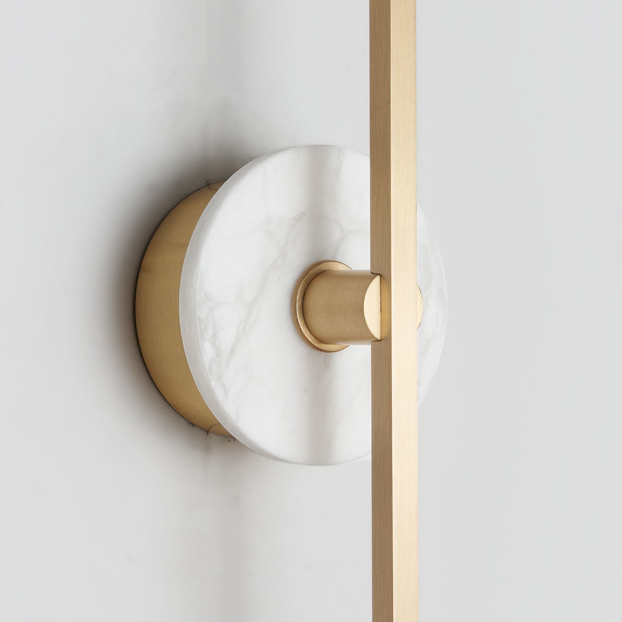 "Essential Grand Stick" Wall Sconce in Satin Brass and Alabaster - Alternative view 2