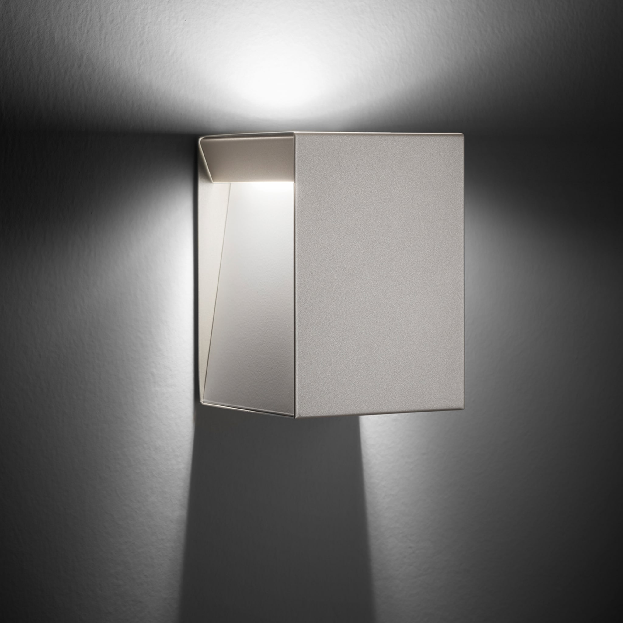 Lámpara de pared Stick 140 White de Cino Zucchi - Vista alternativa 1