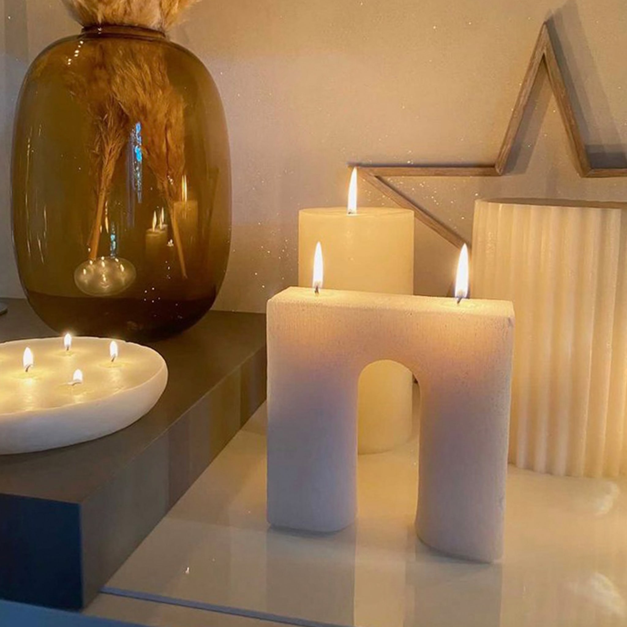 Trionfo Set of 2 White Candles - Alternative view 5