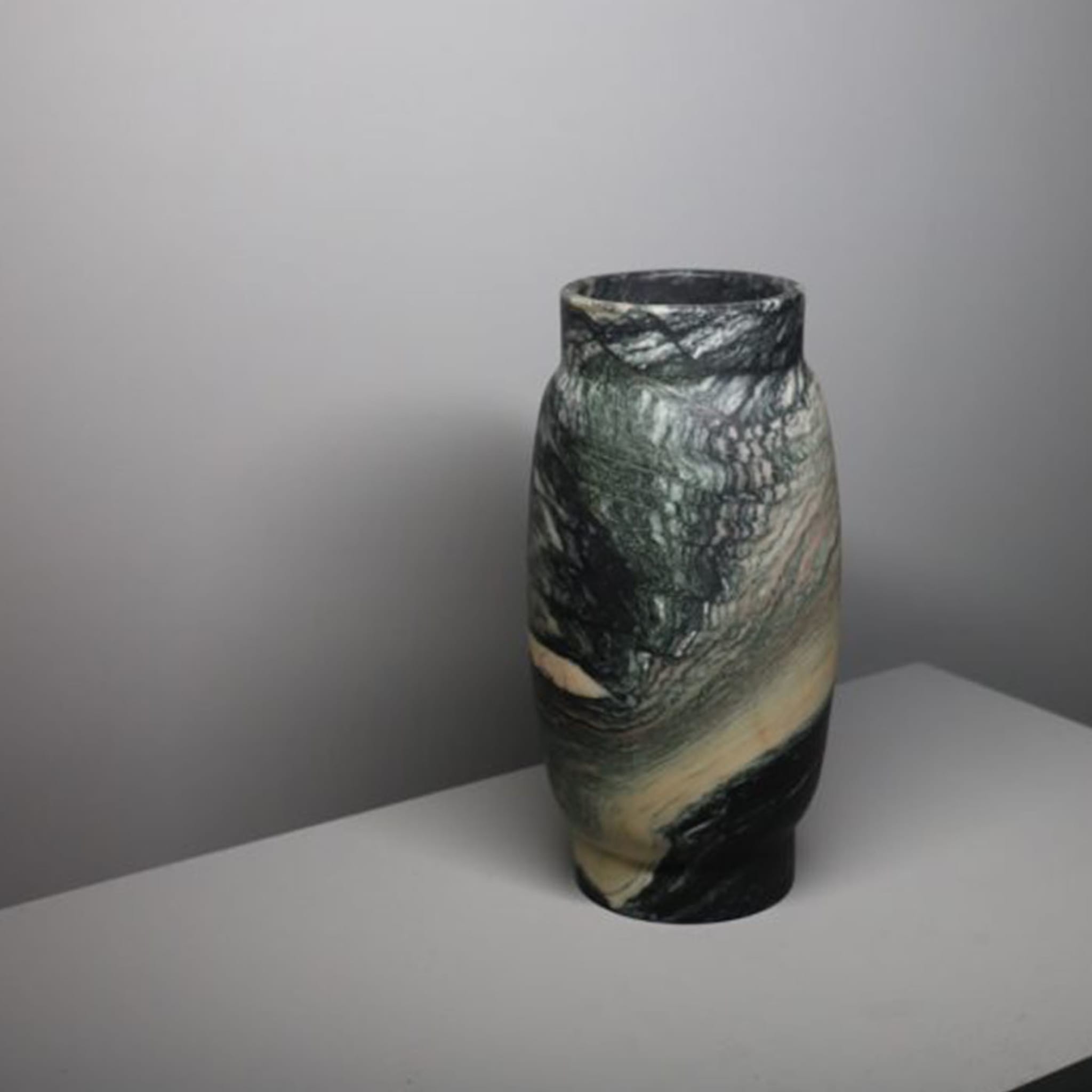 Vase en pierre - Vue alternative 4