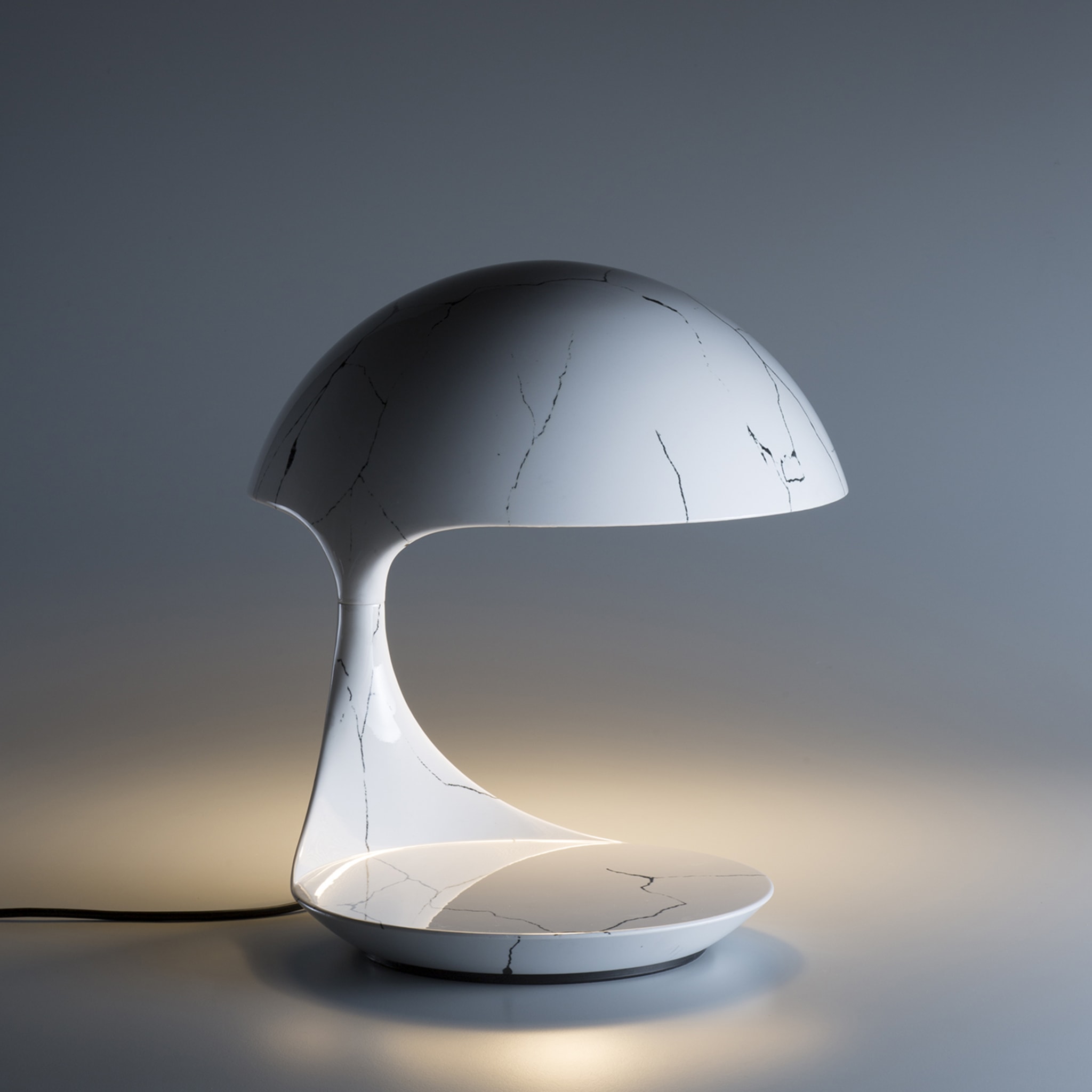 Cobra Texture Kintsugi Table Lamp by Paolo Orlandini - Alternative view 2
