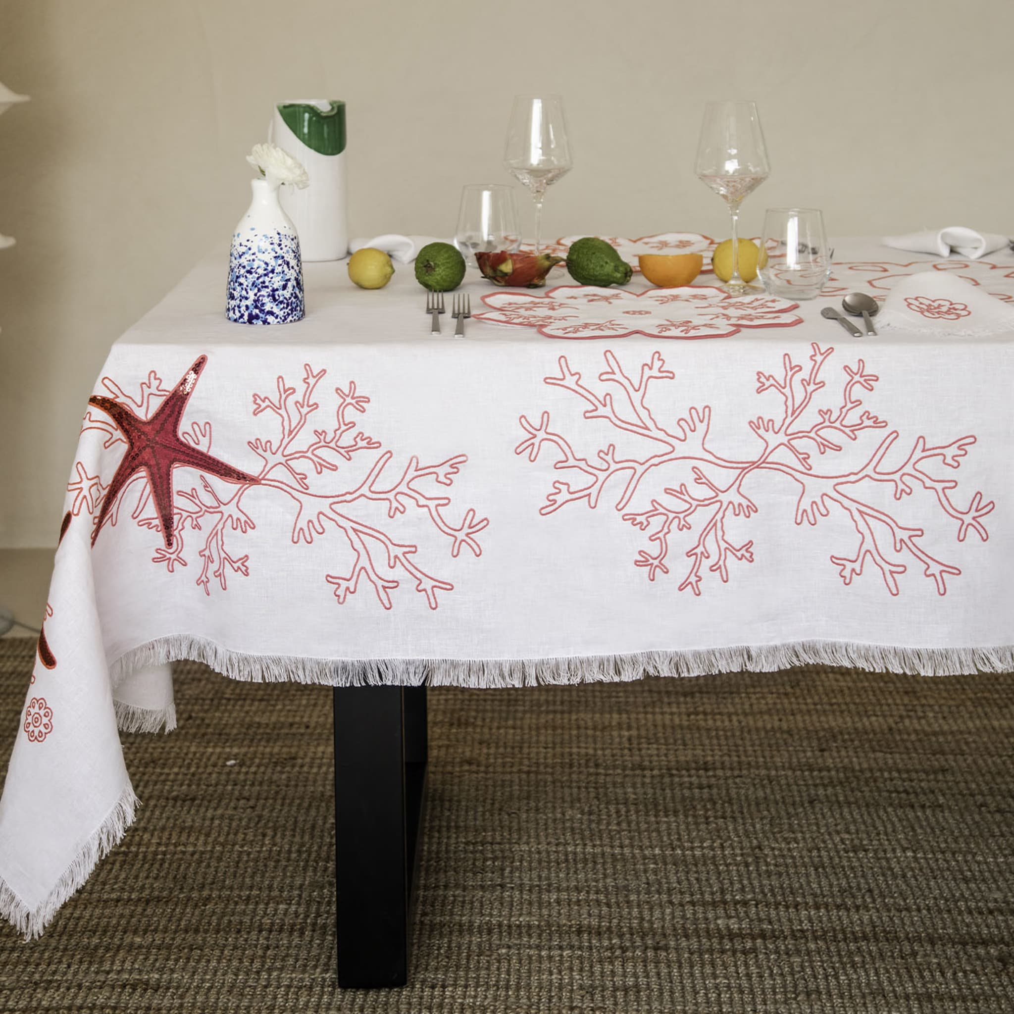 Corallo Rosa White Tablecloth - Alternative view 3