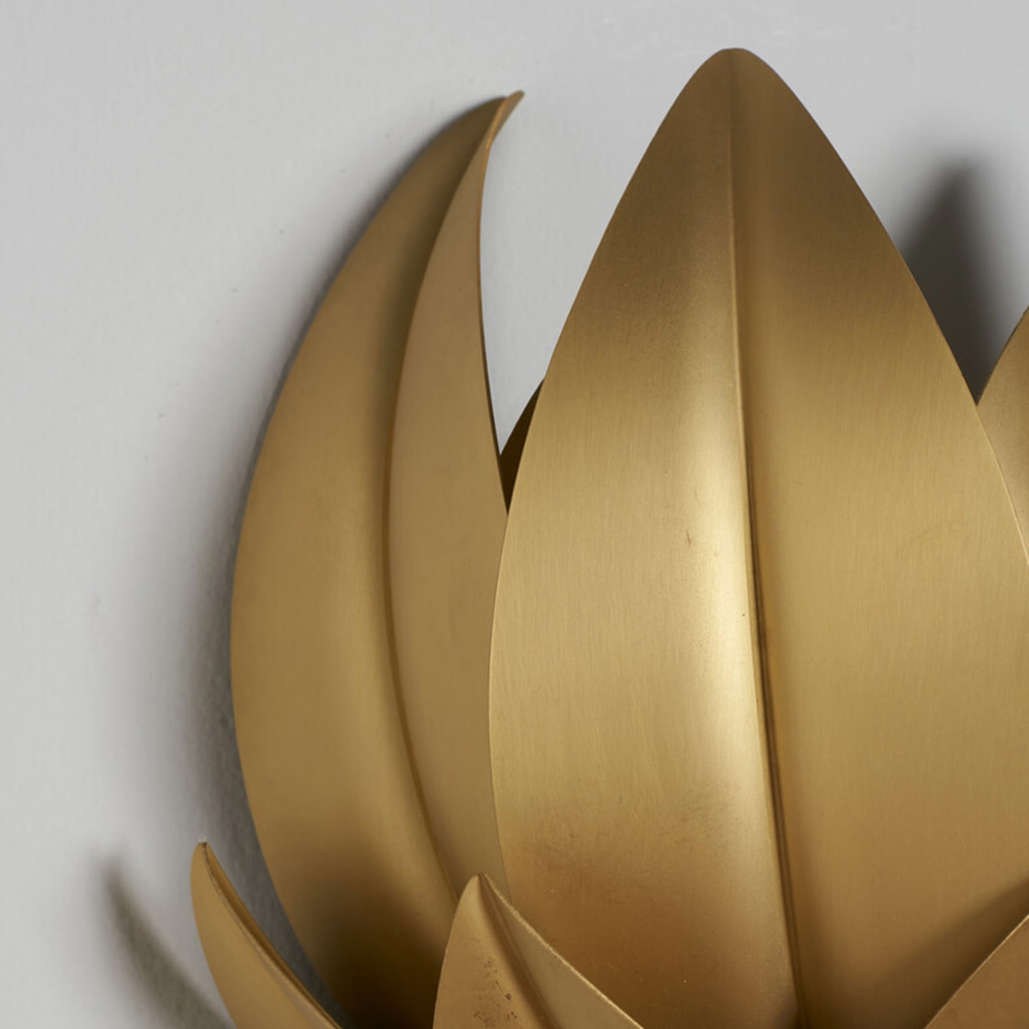 "Leaves" Wall Sconce in Satin Brass by Droulers Architecture - Alternative view 1