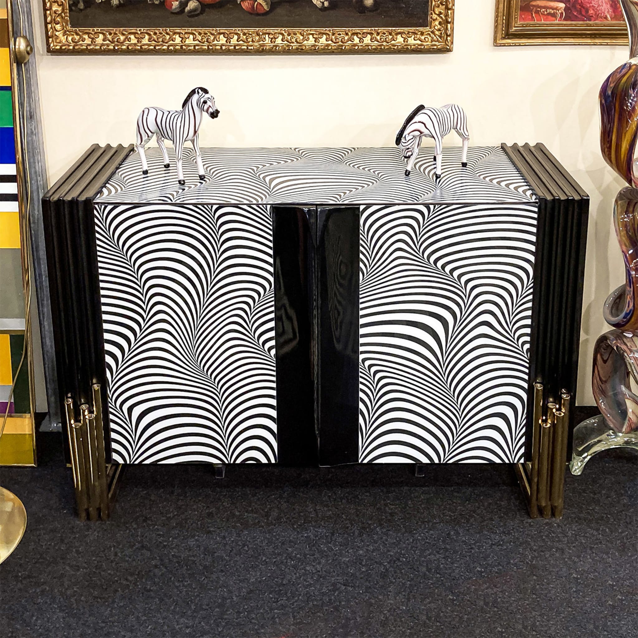3D Black and White Cabinet - Alternative view 3