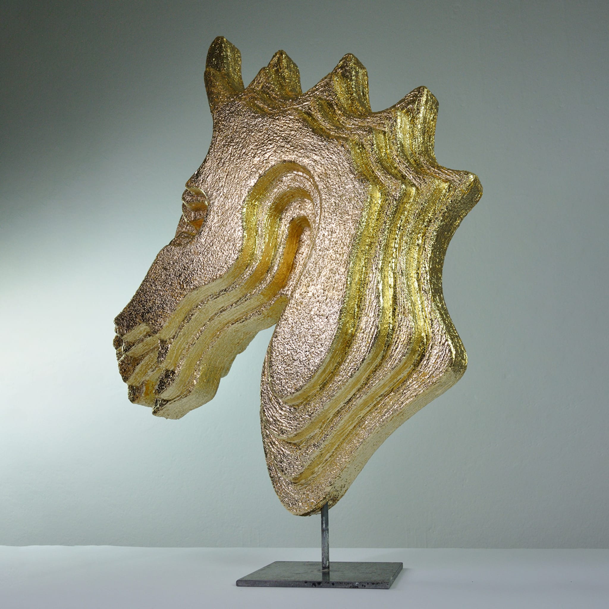 Gold Head Horse Golden Sculpture - Alternative view 3
