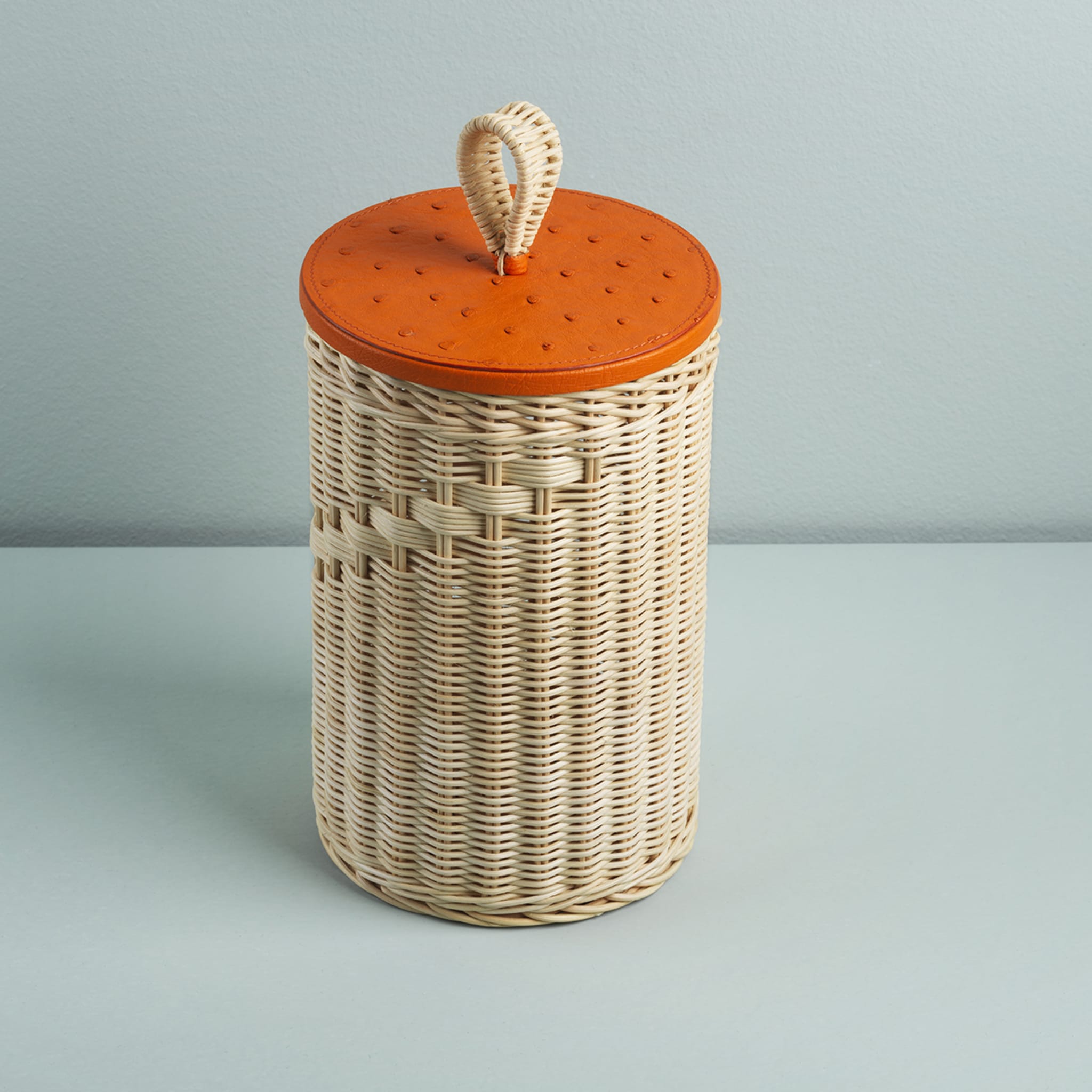 Goccia Tall Wicker Jar with Wood Lid Covered with Ostrich Leather - Alternative view 1