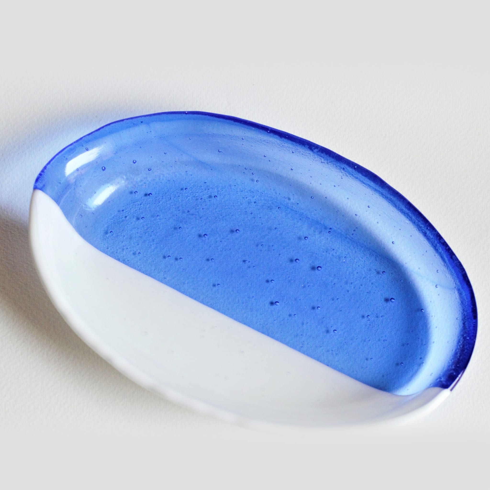 White and Blue Glass Serving Platter  - Alternative view 2