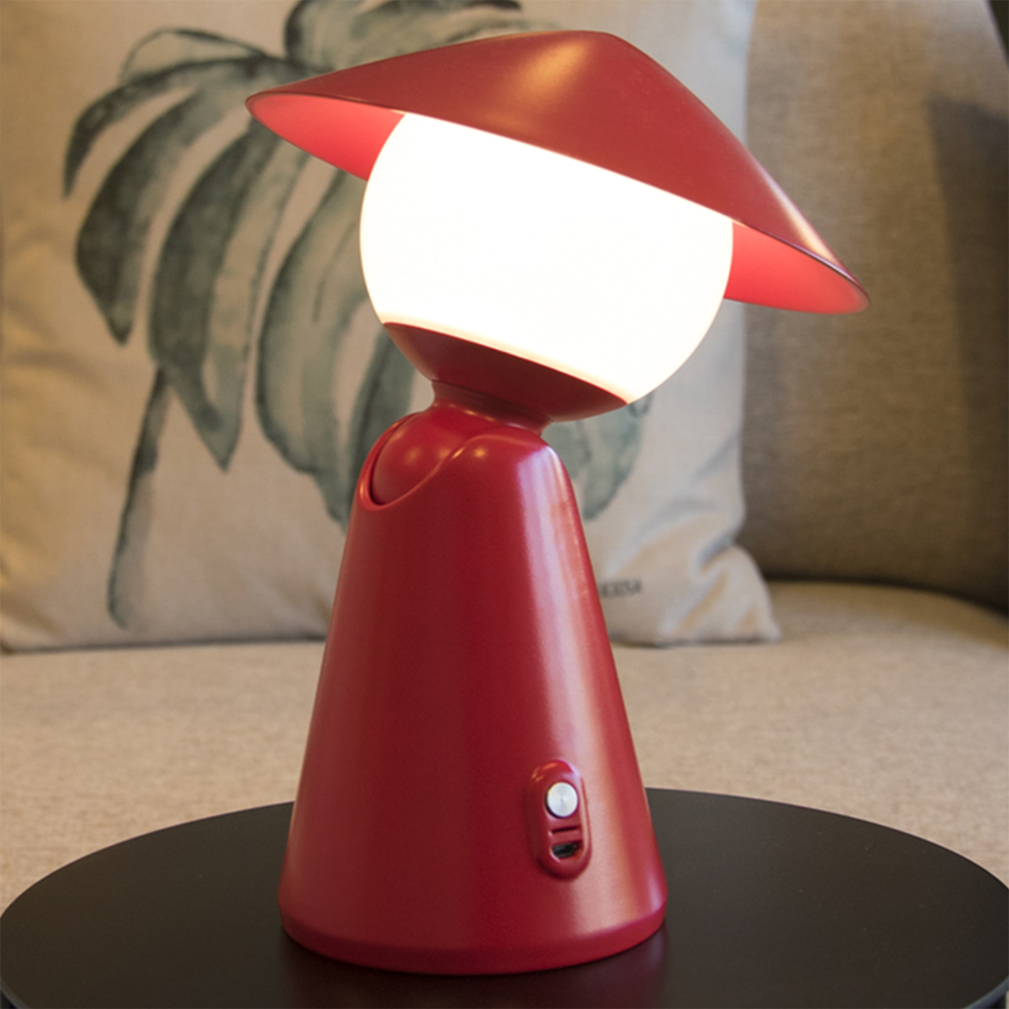 Red Puddy Rechargeable Table Lamp by Albore Design - Alternative view 2