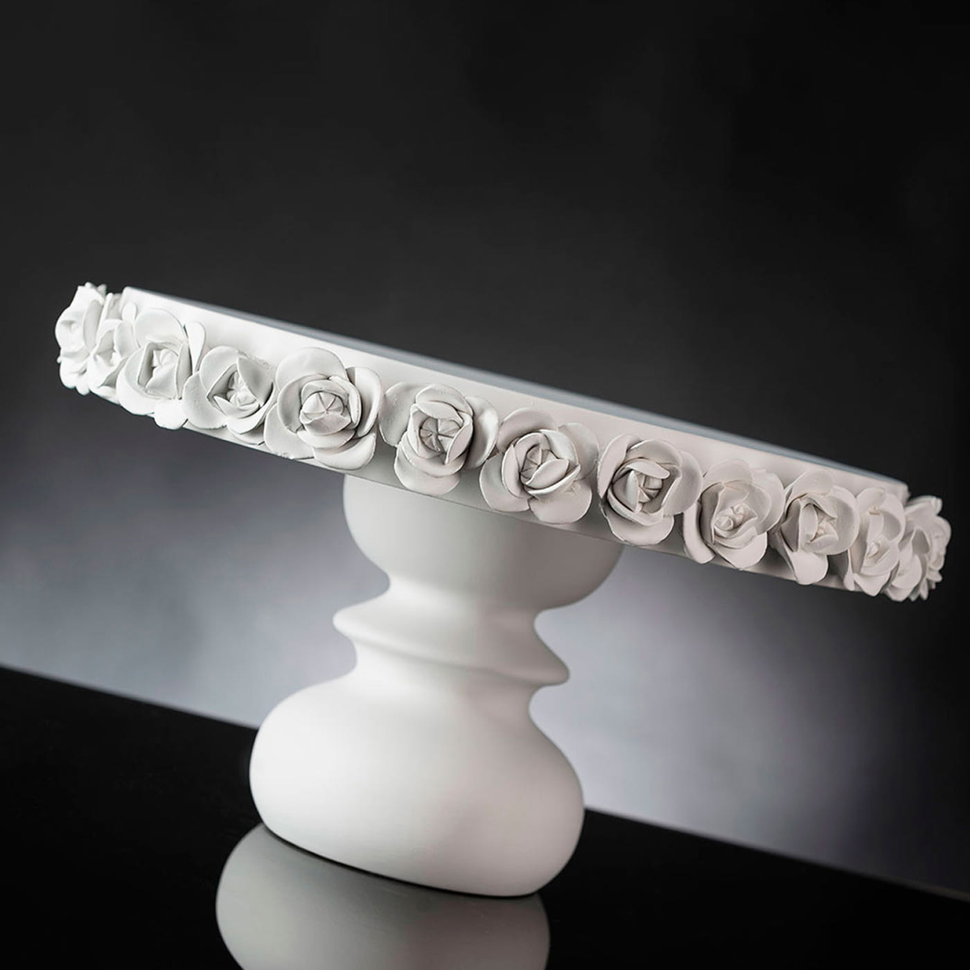 Coco White Cake Stand - VGnewtrend