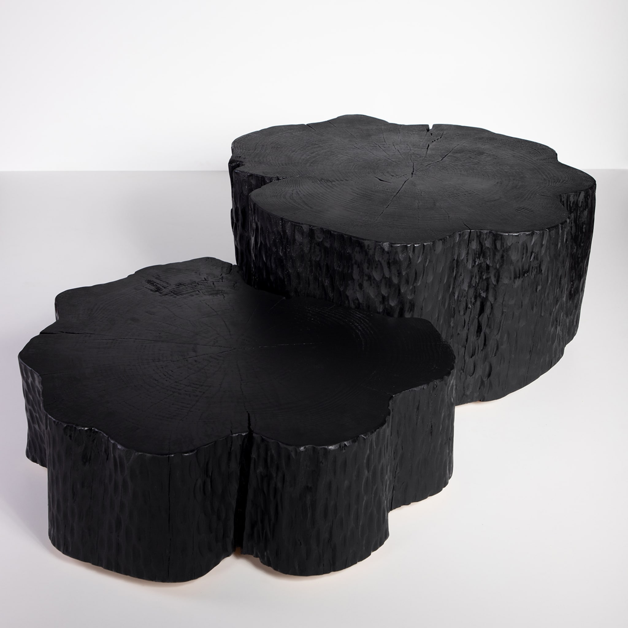 Eclipse Set of 2 Carved Black Coffee Tables - Alternative view 3