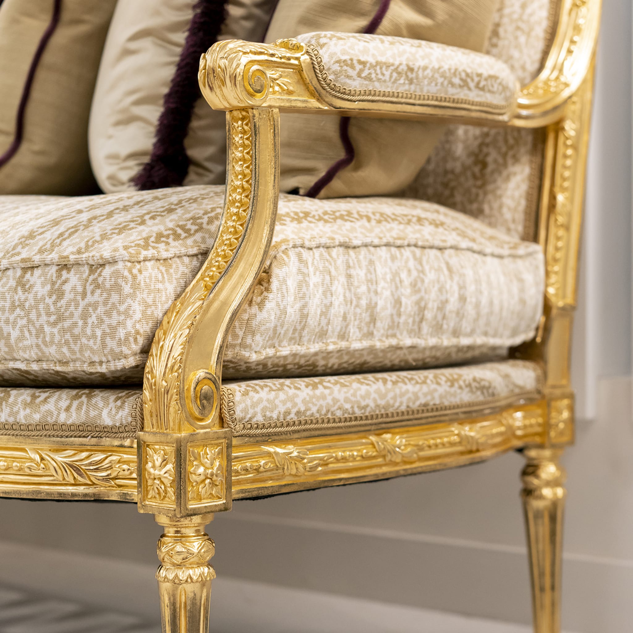 Sofa im Louis XVI-Stil - Alternative Ansicht 3
