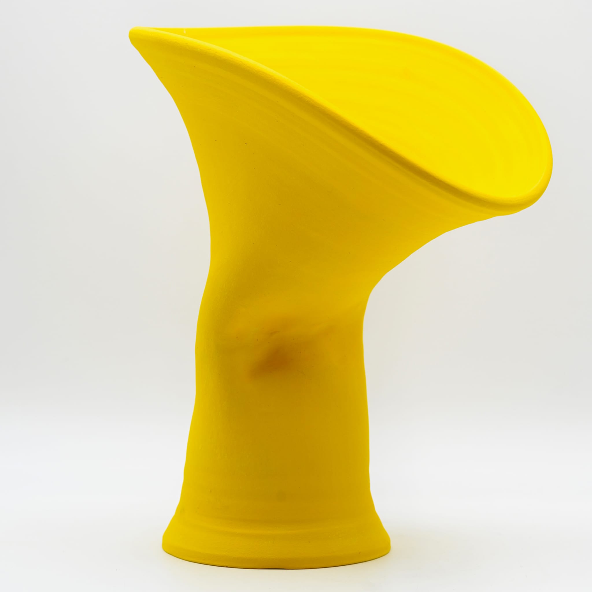 Yellow Vase - Alternative view 1