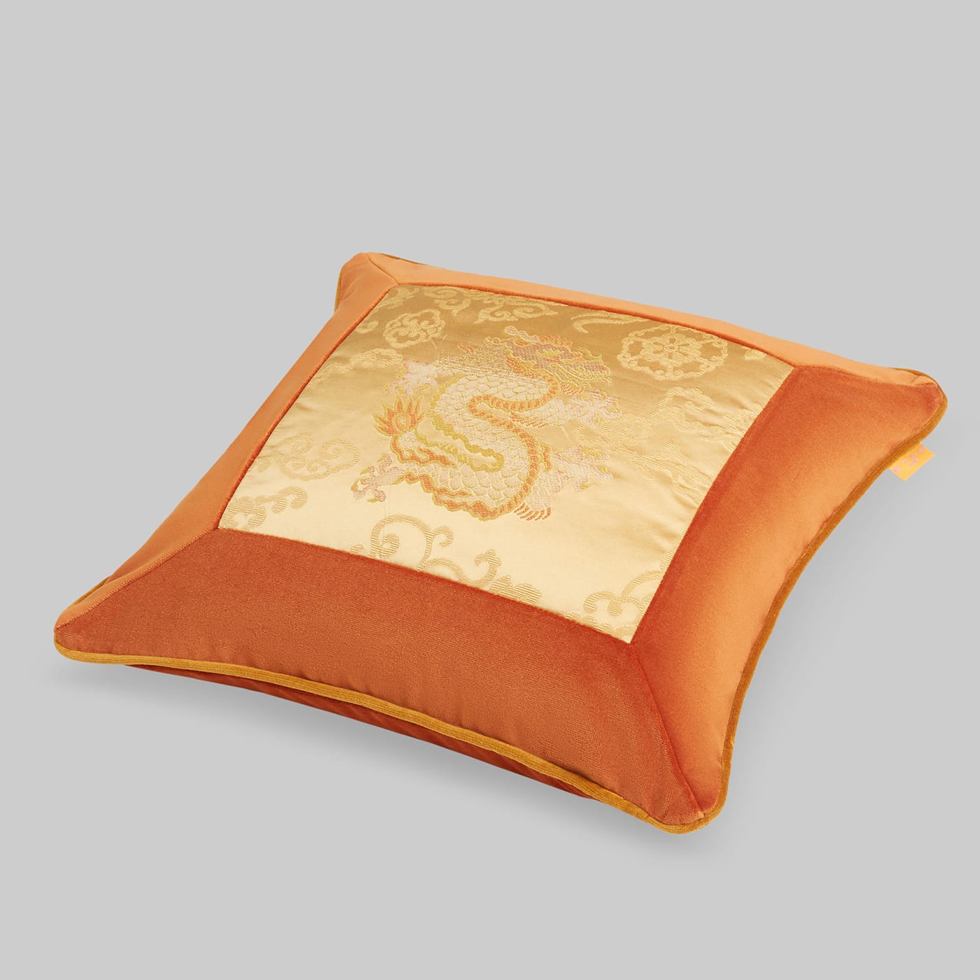 Set of 1 Taizhou Cushions and 1 Timandra Cushion with 1 Eresma Blanket and 1 Maharaja Vide-Poche - ETRO Home Accessory