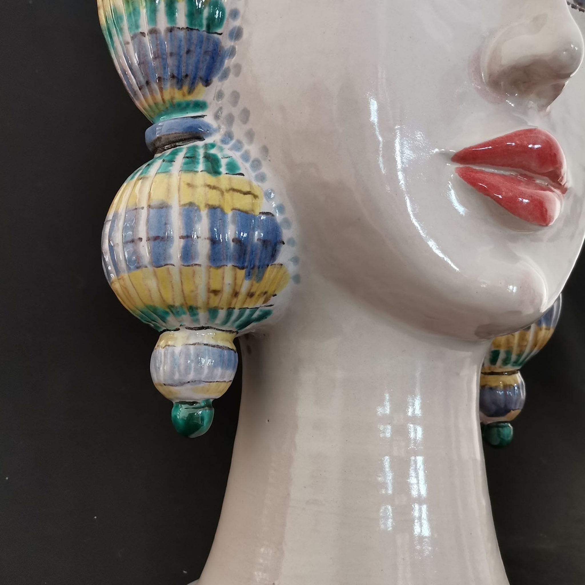 Head-Shaped Polychrome Vase - Alternative view 3