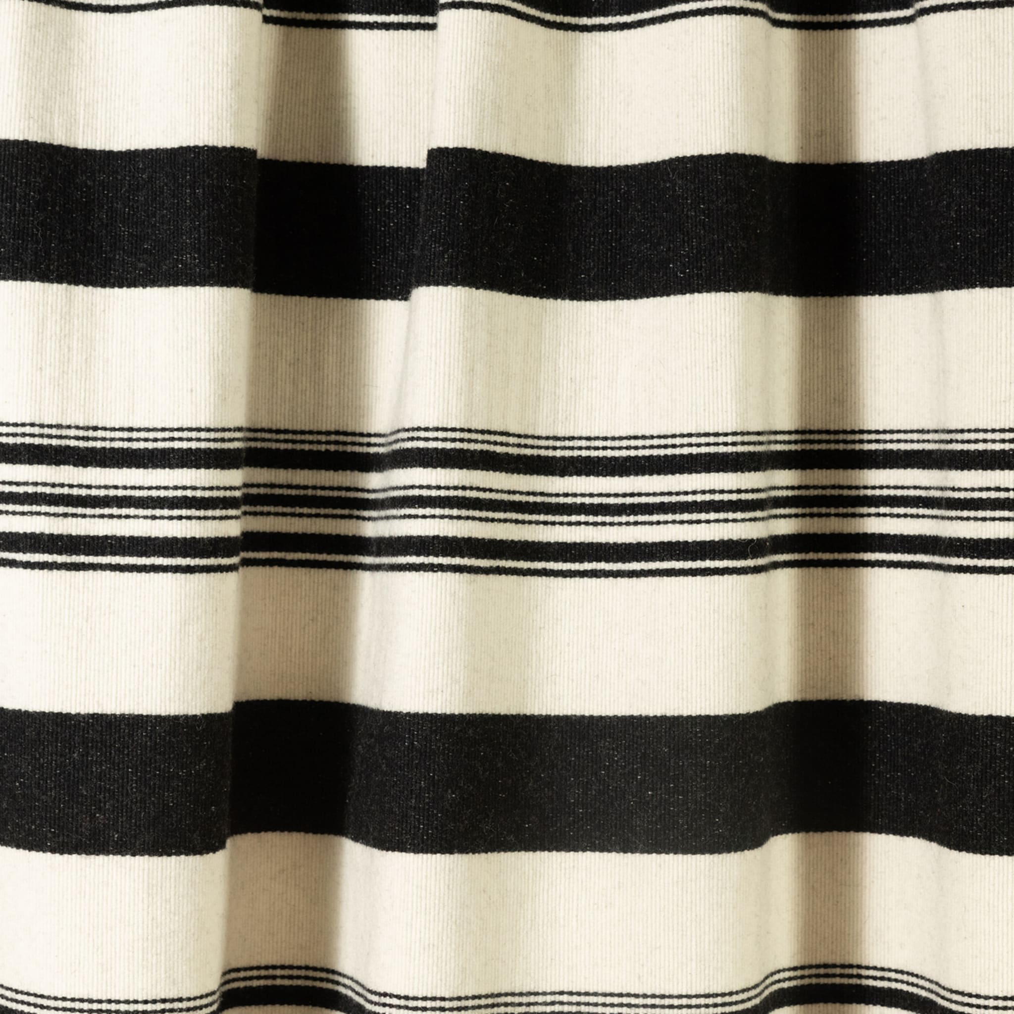 Tacke.d2 Fringed Striped Black-And-White Blanket - Alternative view 1
