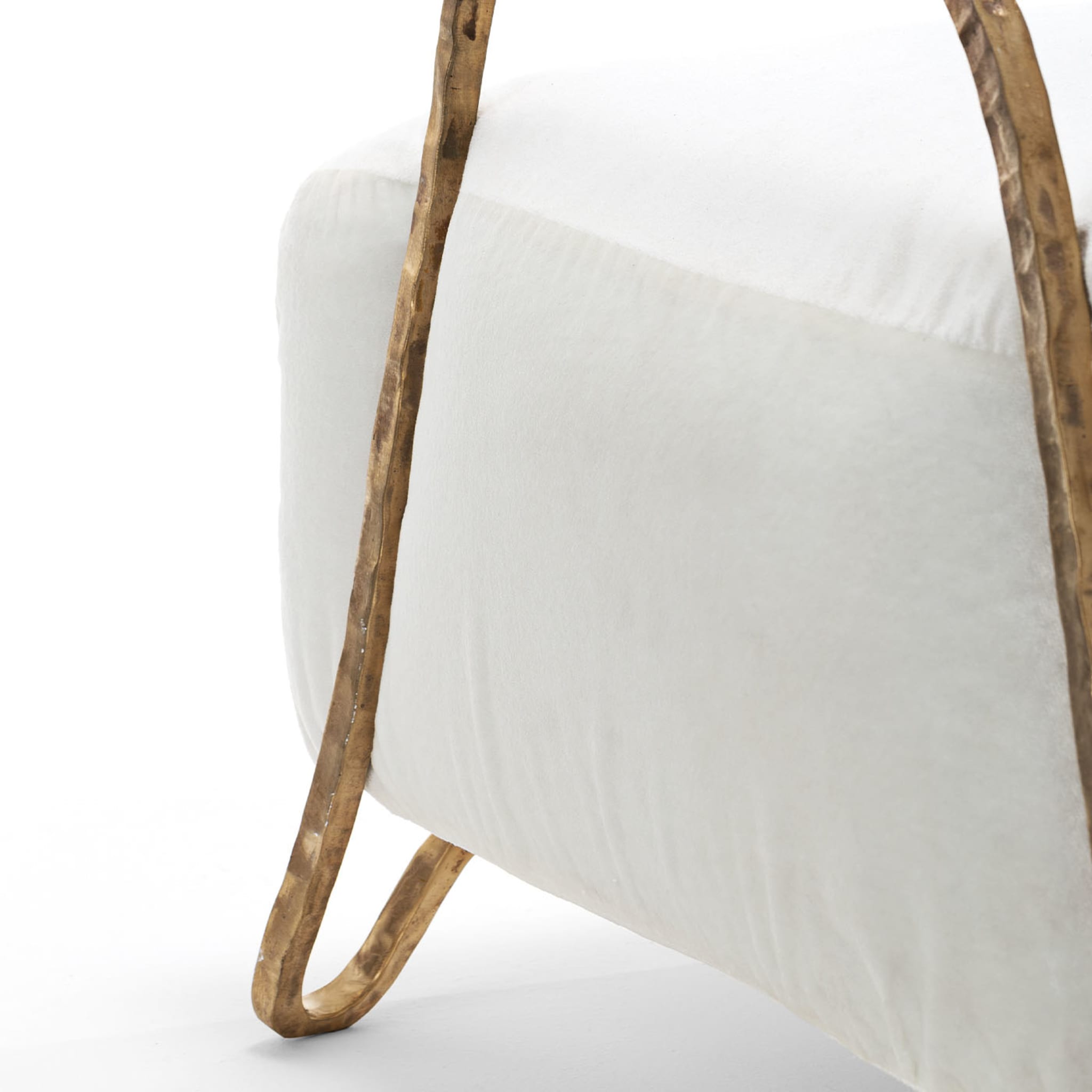 Moonlight White and Gold High Armchair - Alternative view 2