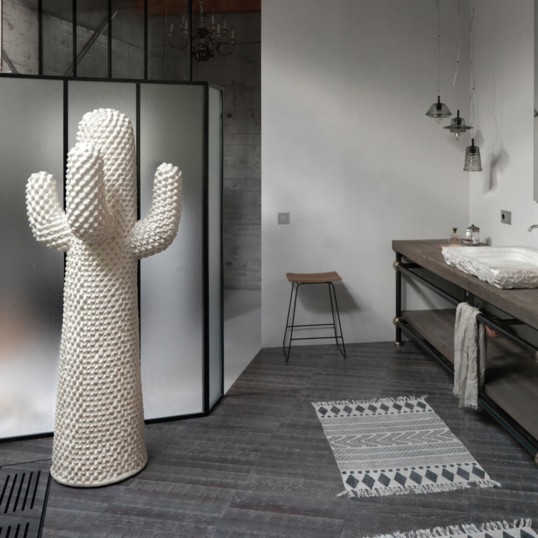 Another White Cactus Coat Stand by Drocco/Mello - Alternative view 1