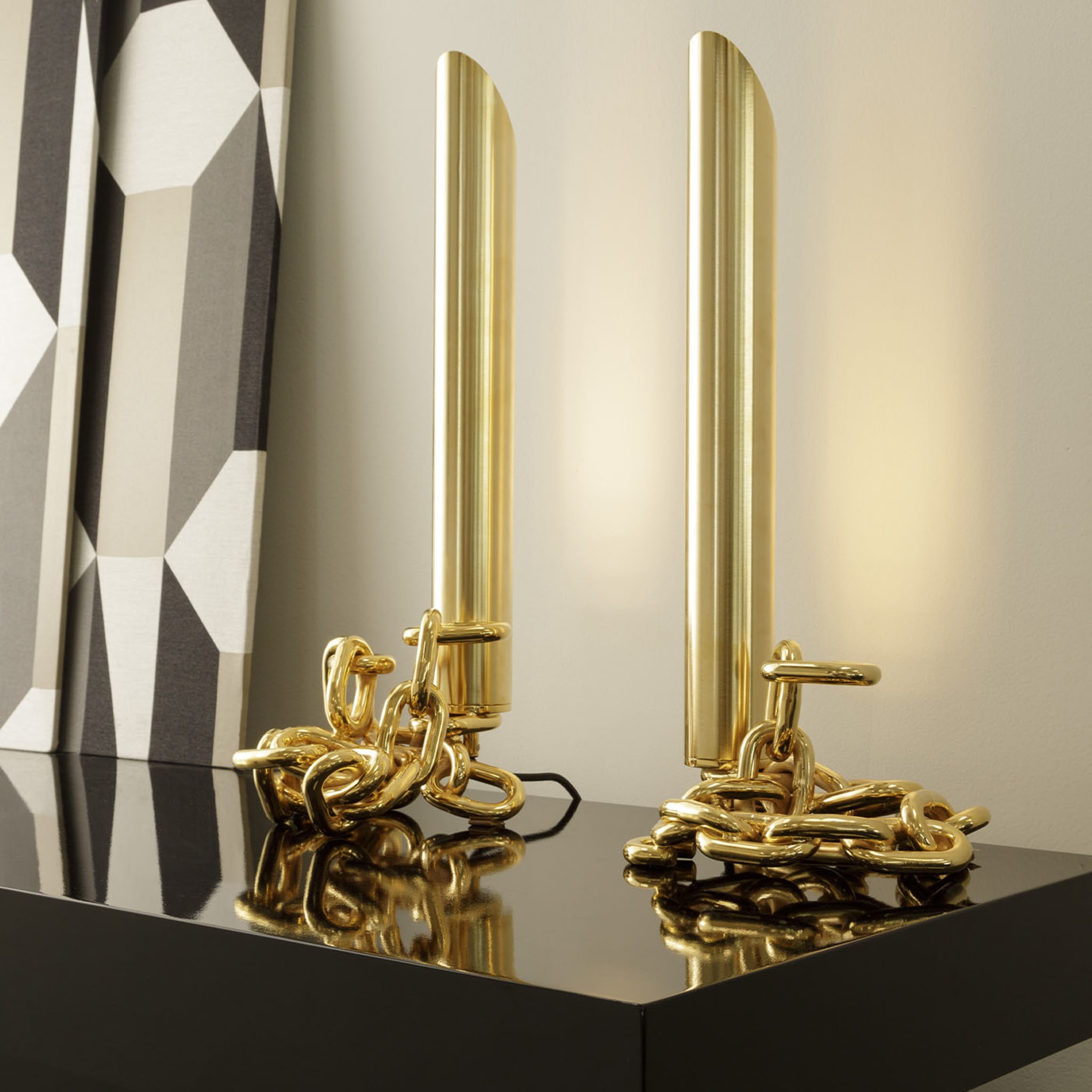 CL2124 Golden Chain Table Lamp - Alternative view 2