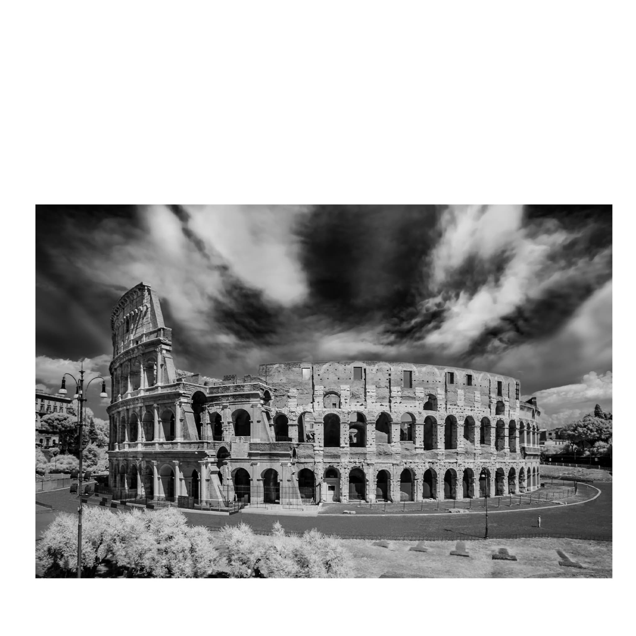 Colosseo Photograph - Main view