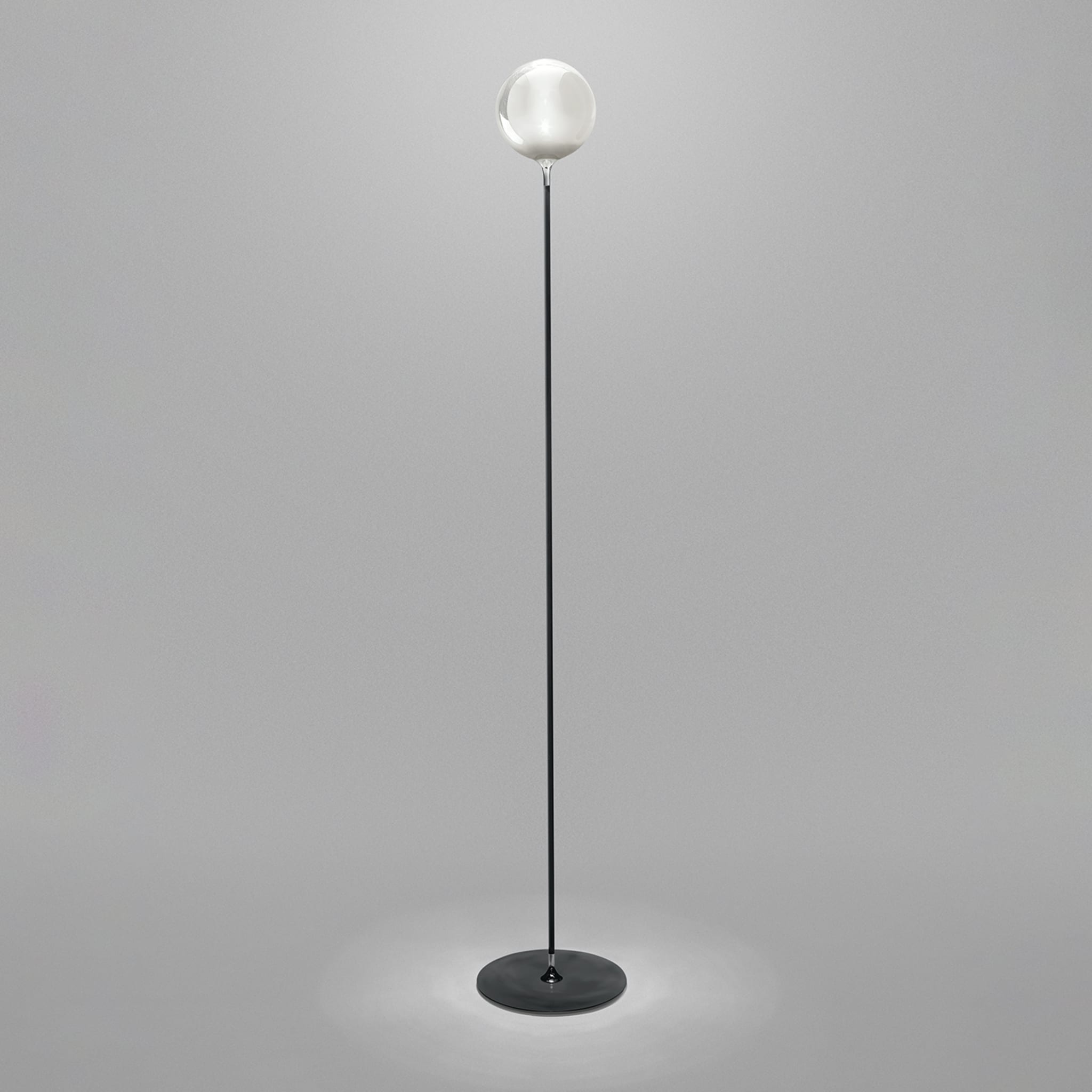 Palloncino Black Floor Lamp by Franco Raggi - Alternative view 1