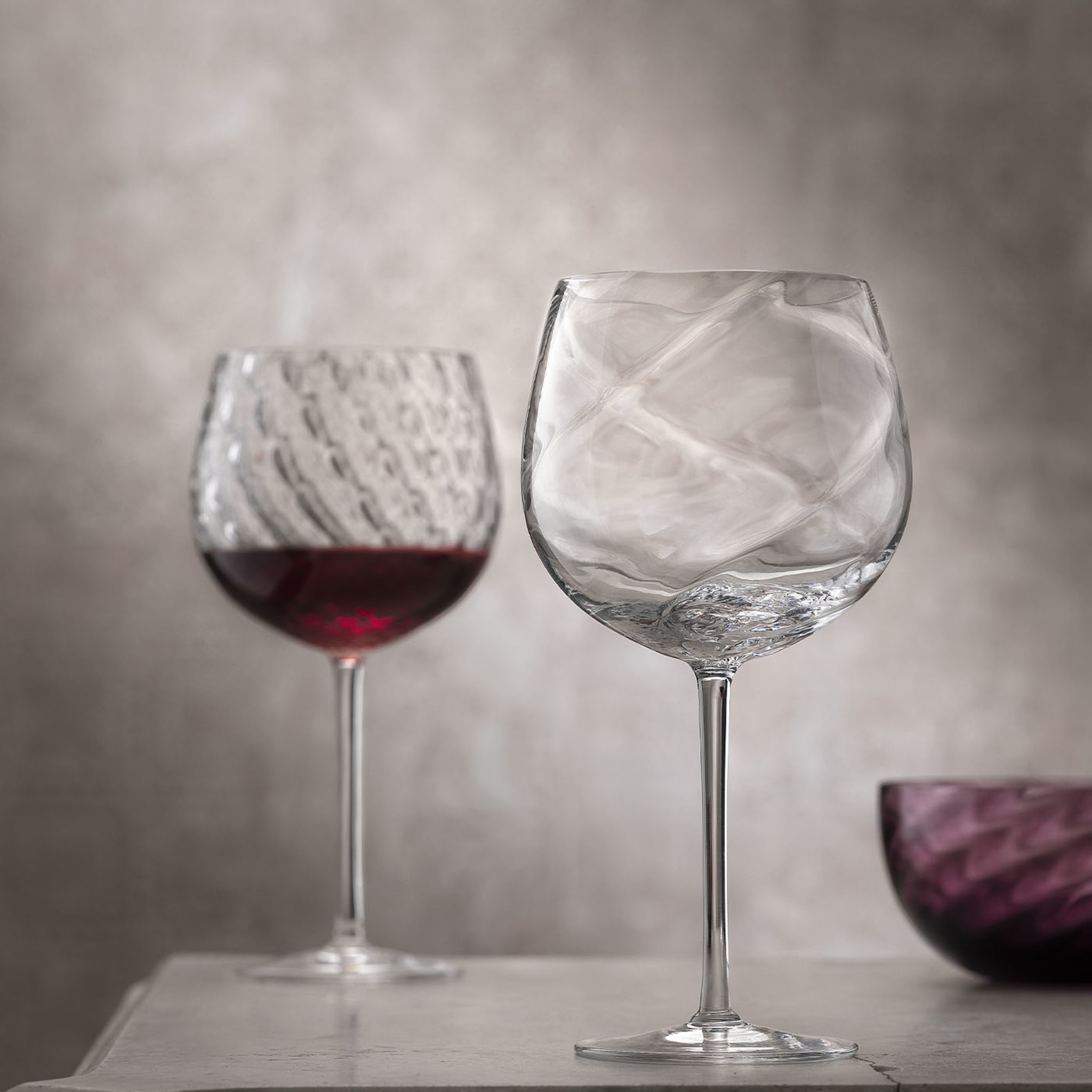 Tolomeo Lente Transparent Red Wine Glass - Alternative view 1