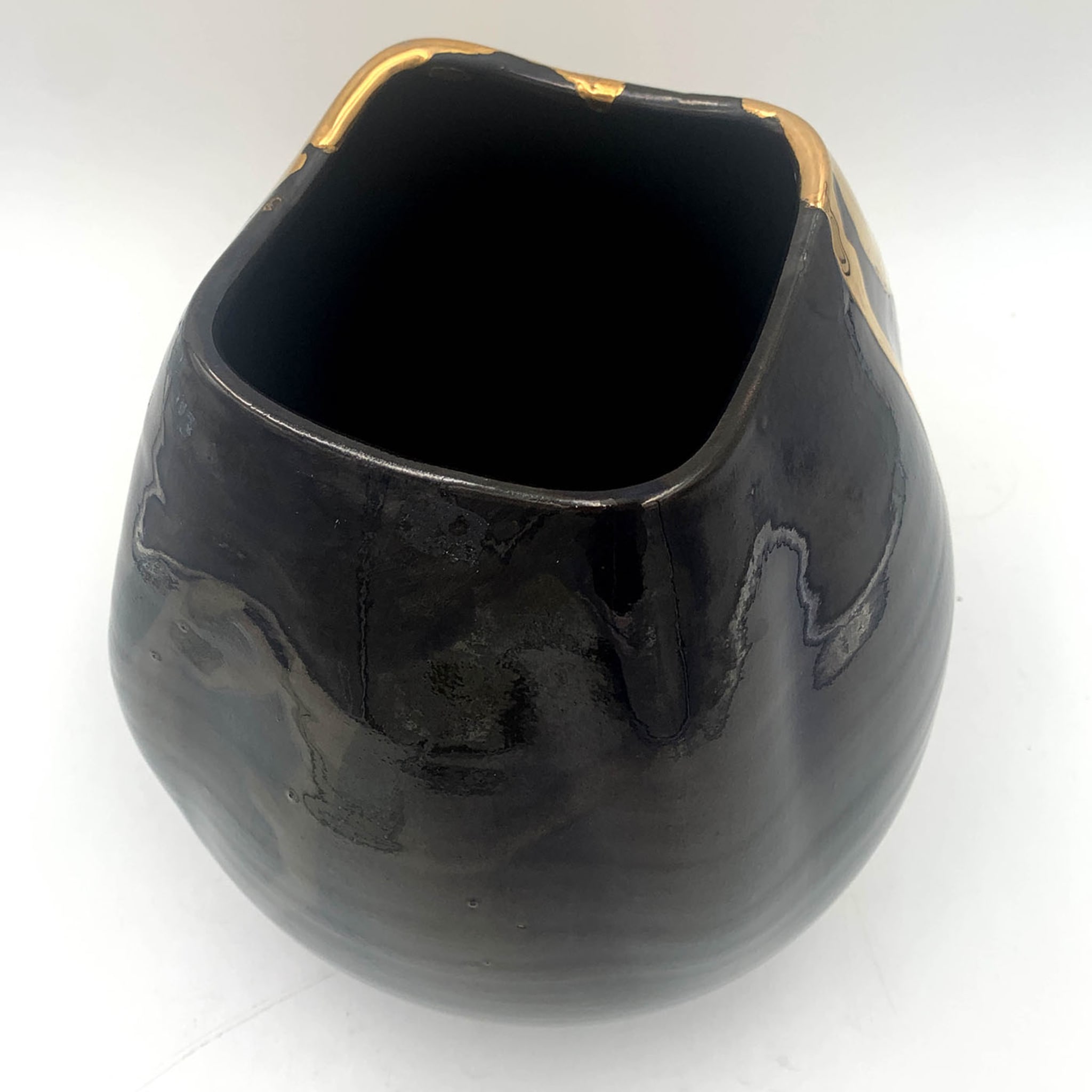 Gold Drippings Vase - Alternative view 2