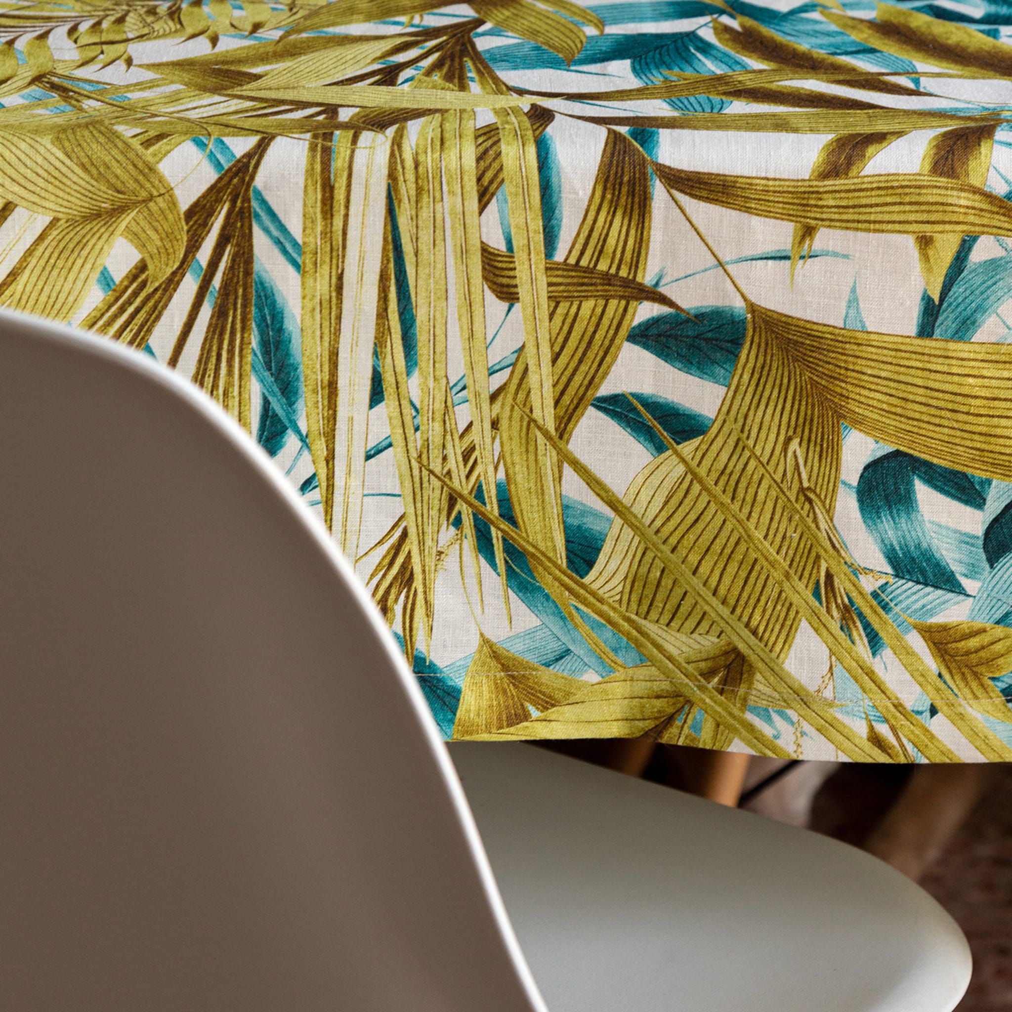 Las Palmas Linen Tablecloth With Turquoise And Yellow Palm Leaves - Alternative view 1