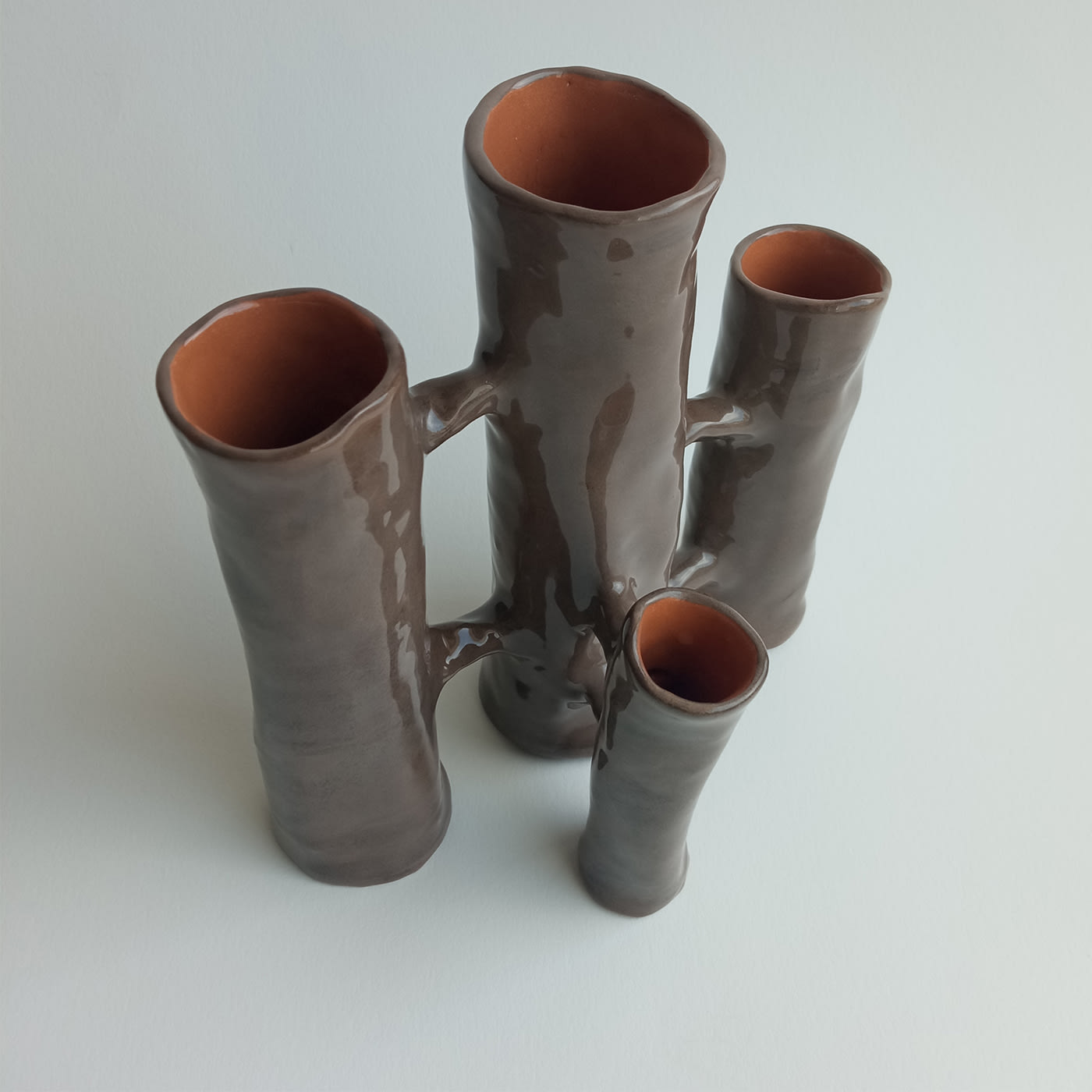 Vasi Comunicanti 4-Element Brown Vase/Sculpture Chiara Berta - Artemest