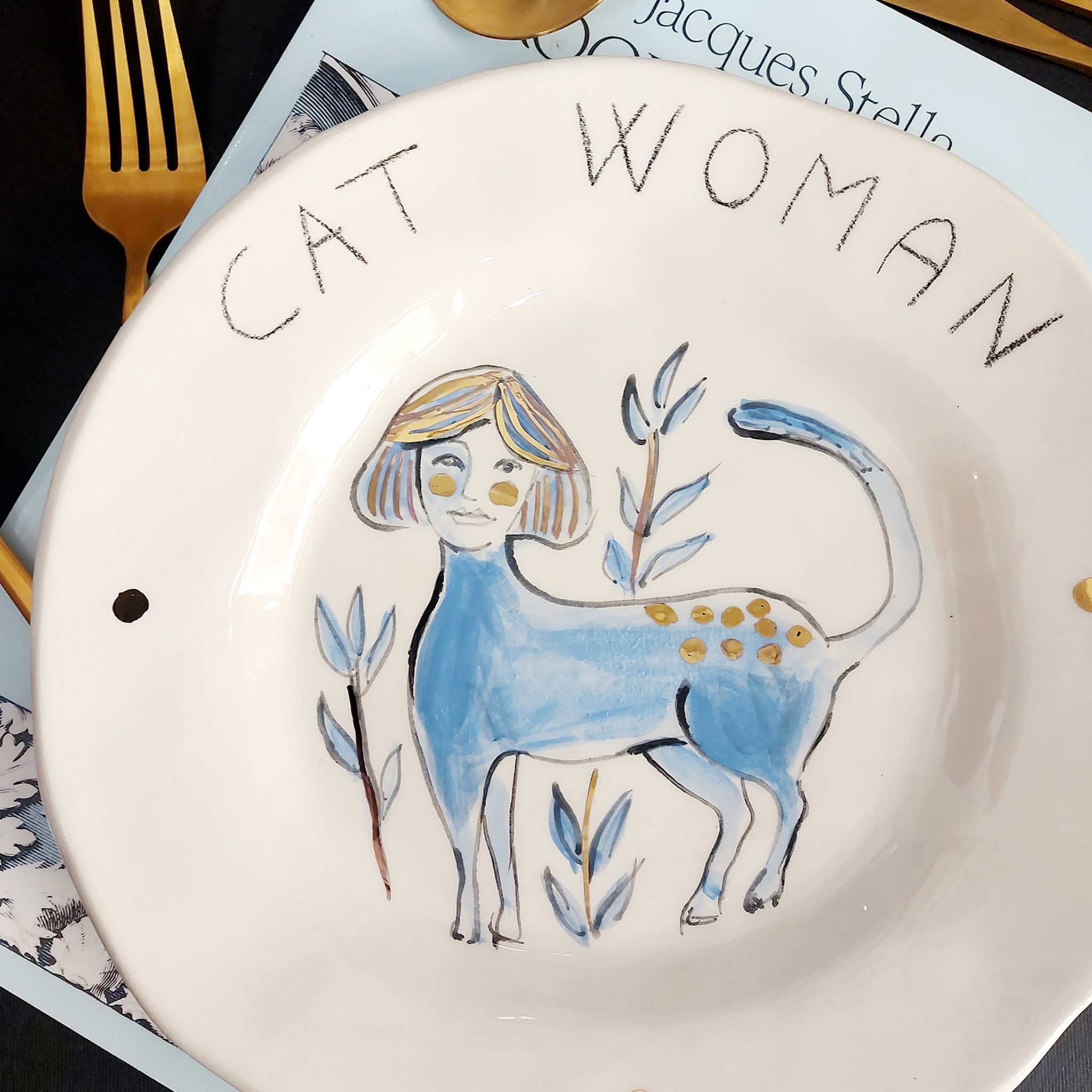 Catwoman & Siren Set of 2 Plates - Alternative view 1