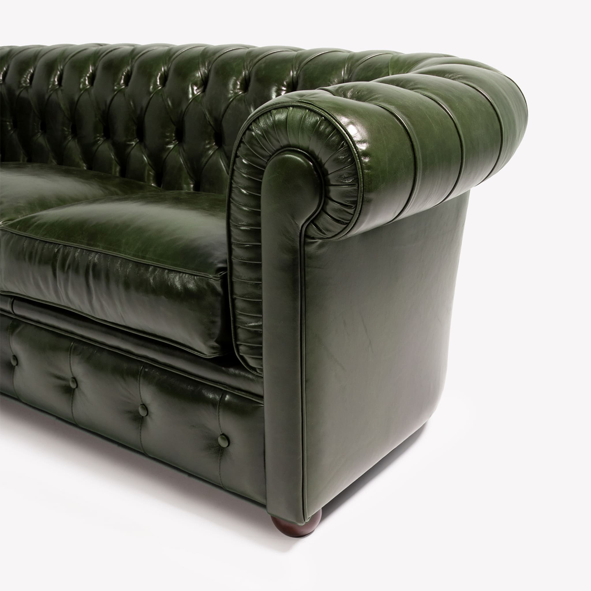 Chesterfield Green Leather 3-Seater Sofa - Alternative view 2
