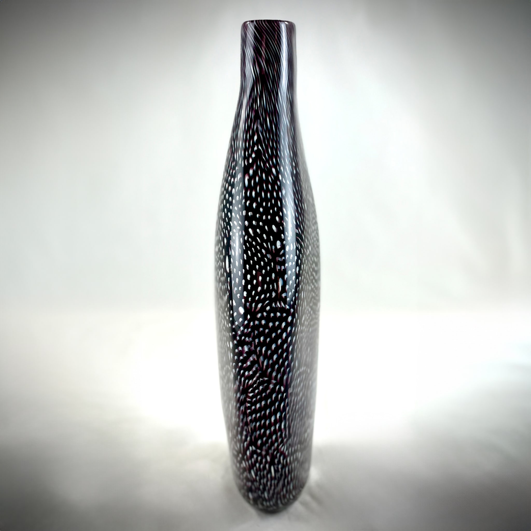 Black & White Filigree Murrine Large Vase - Alternative view 2