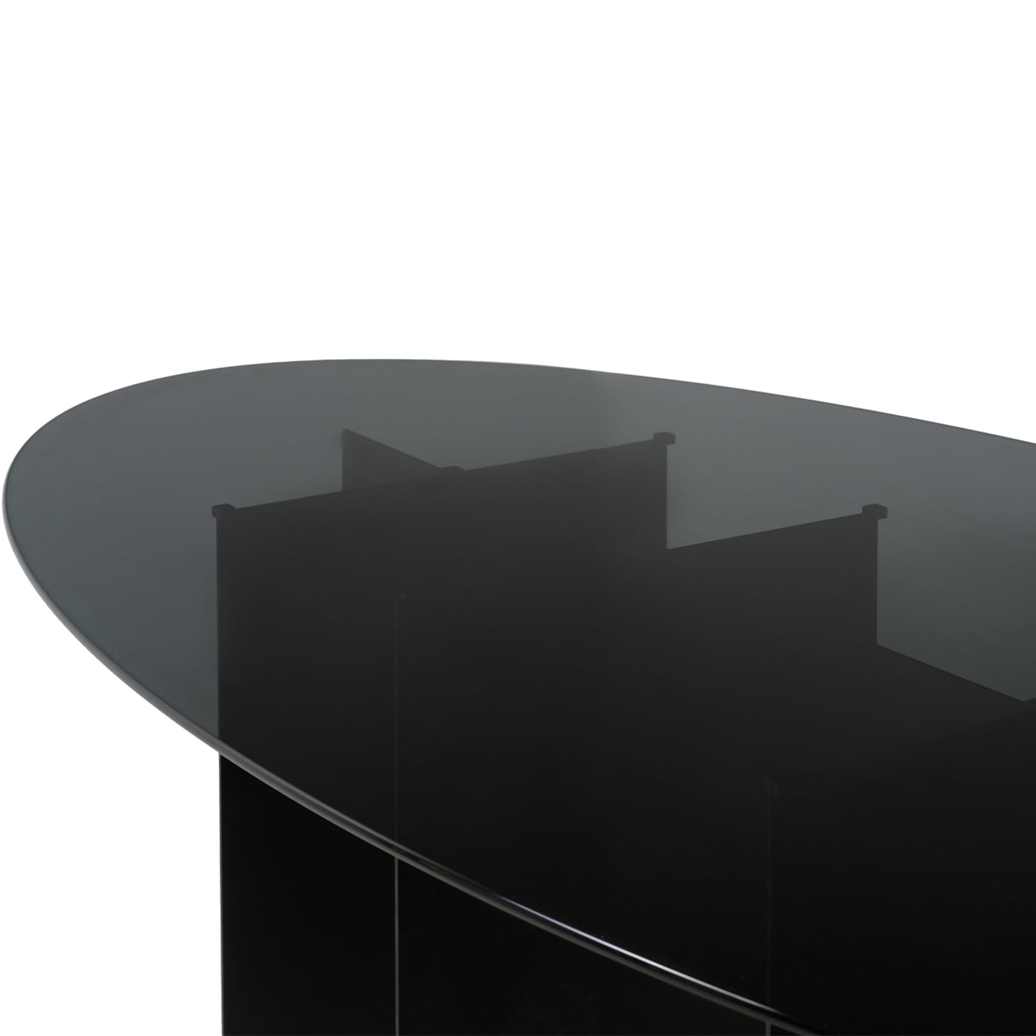 Roy Oval Black Dining Table by Filippo Montaina - Alternative view 2
