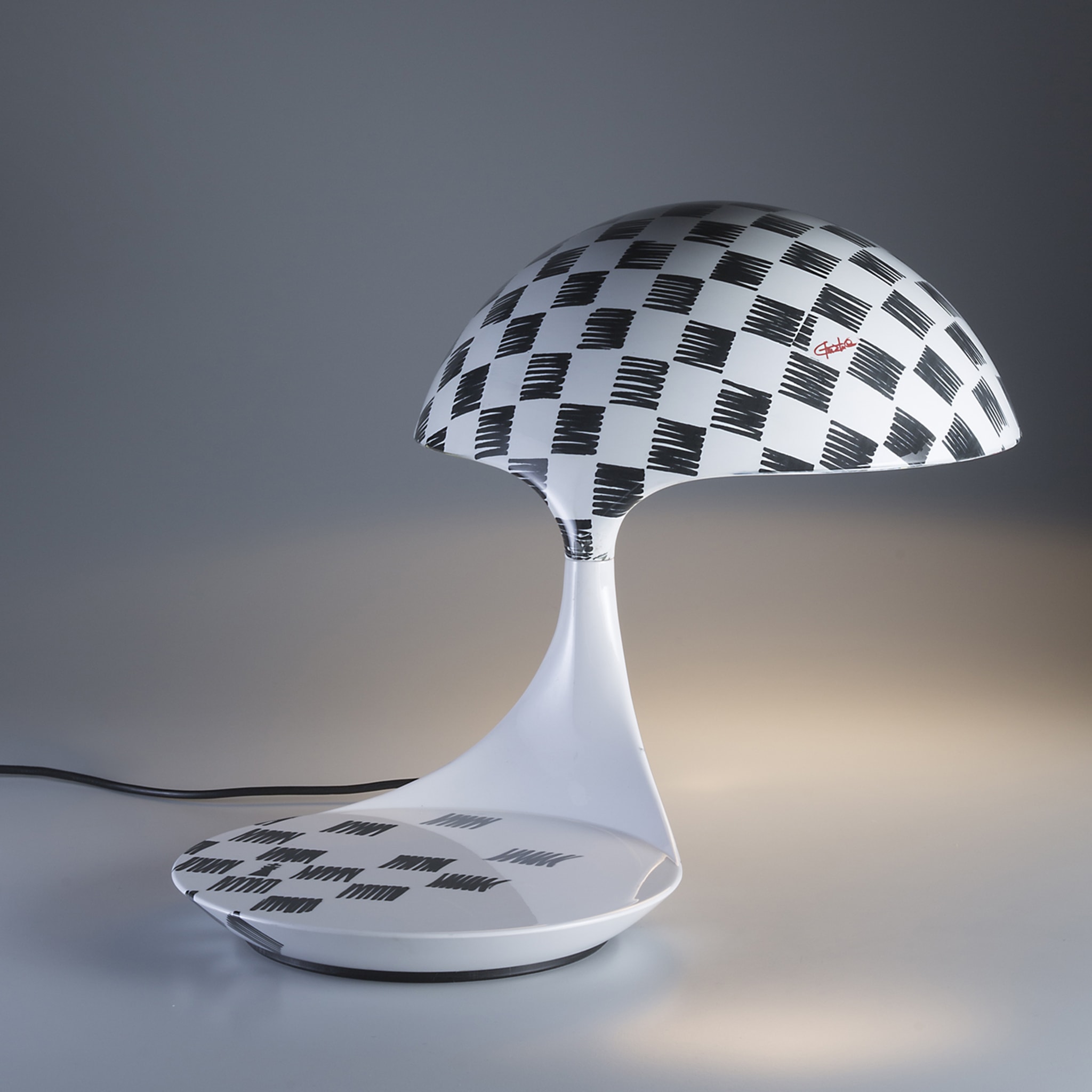 Cobra Texture Checkered Table Lamp by Emiliana Martinelli - Alternative view 2