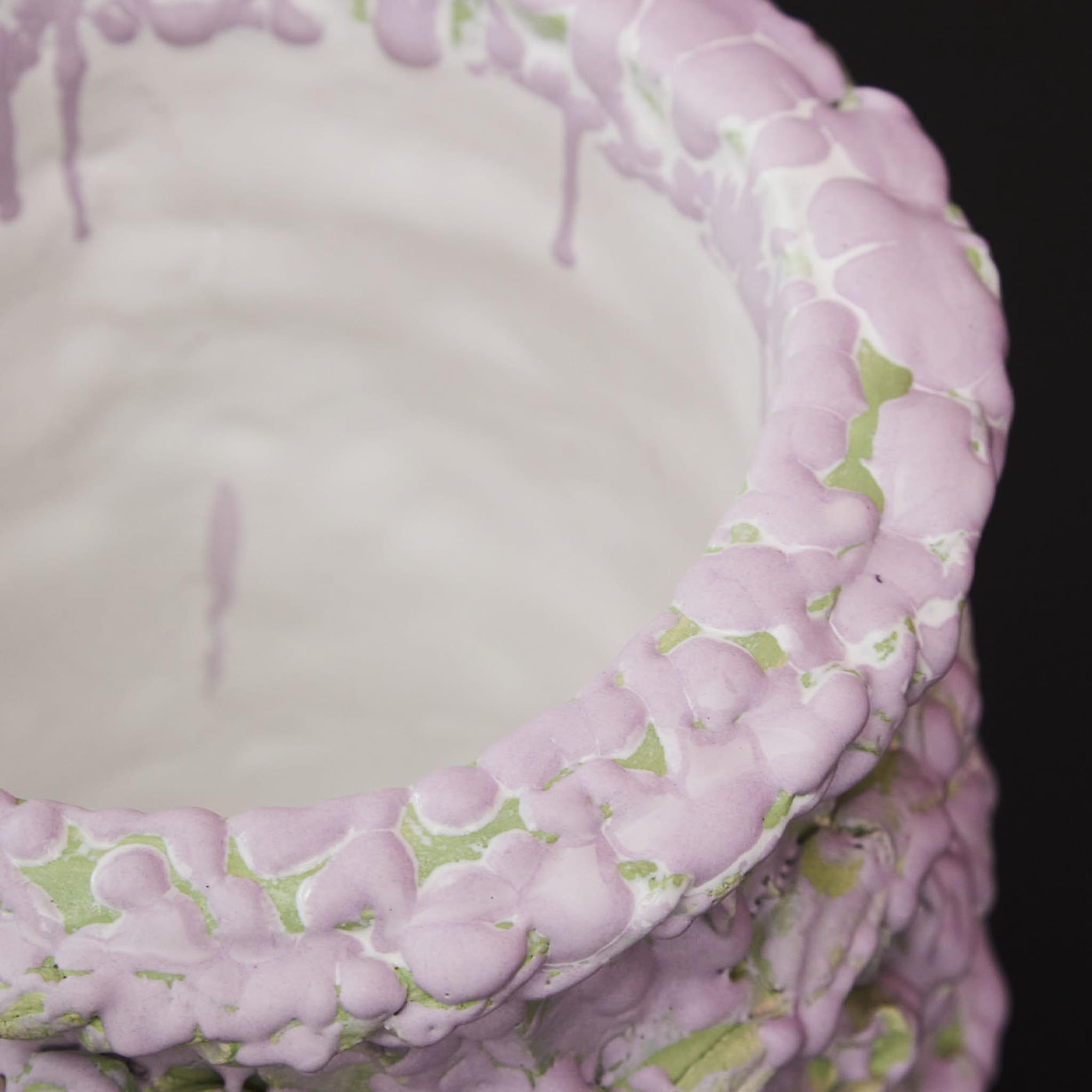 Onda Lilac Bubble & Opaque Pistache Green Vase - Alternative view 3