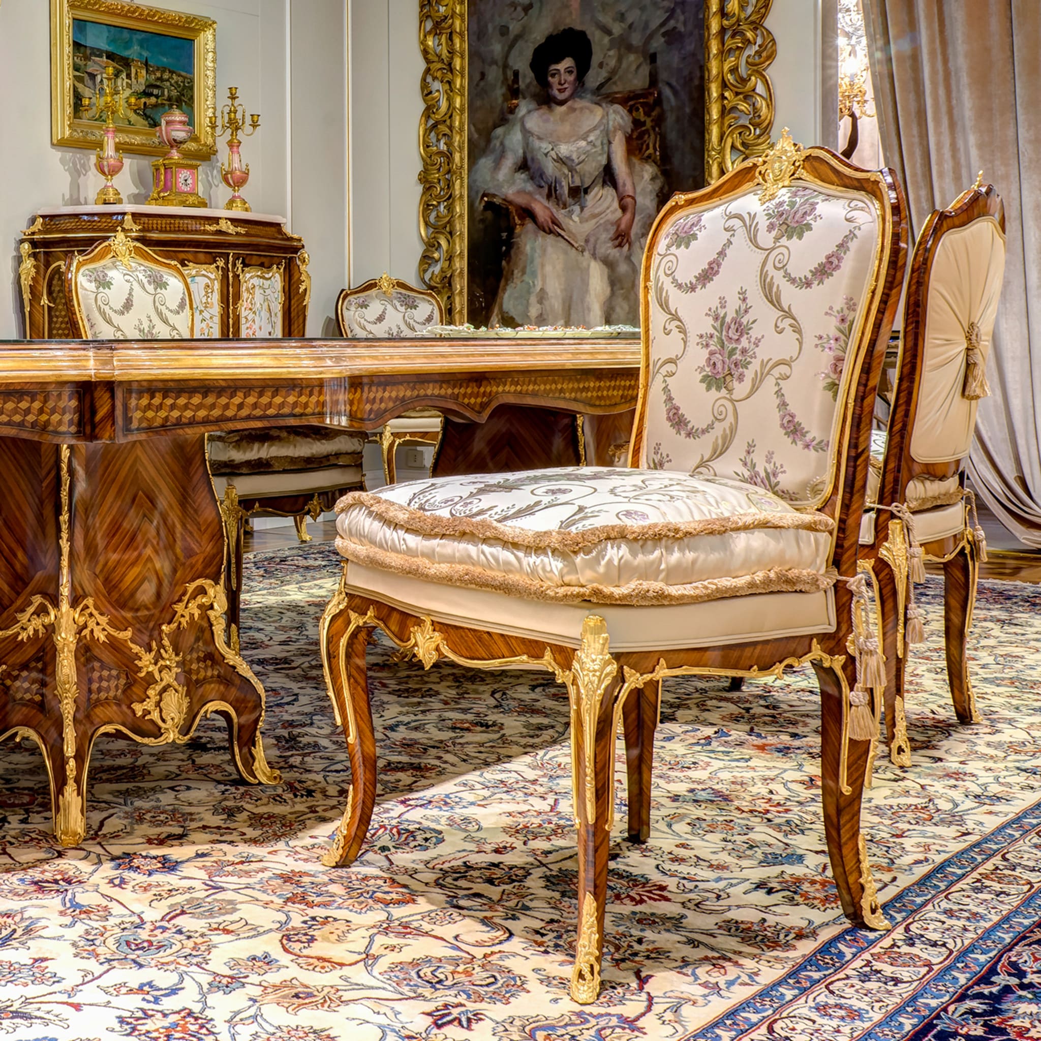 Floraler Stuhl im Stil von Louis XV - Alternative Ansicht 1