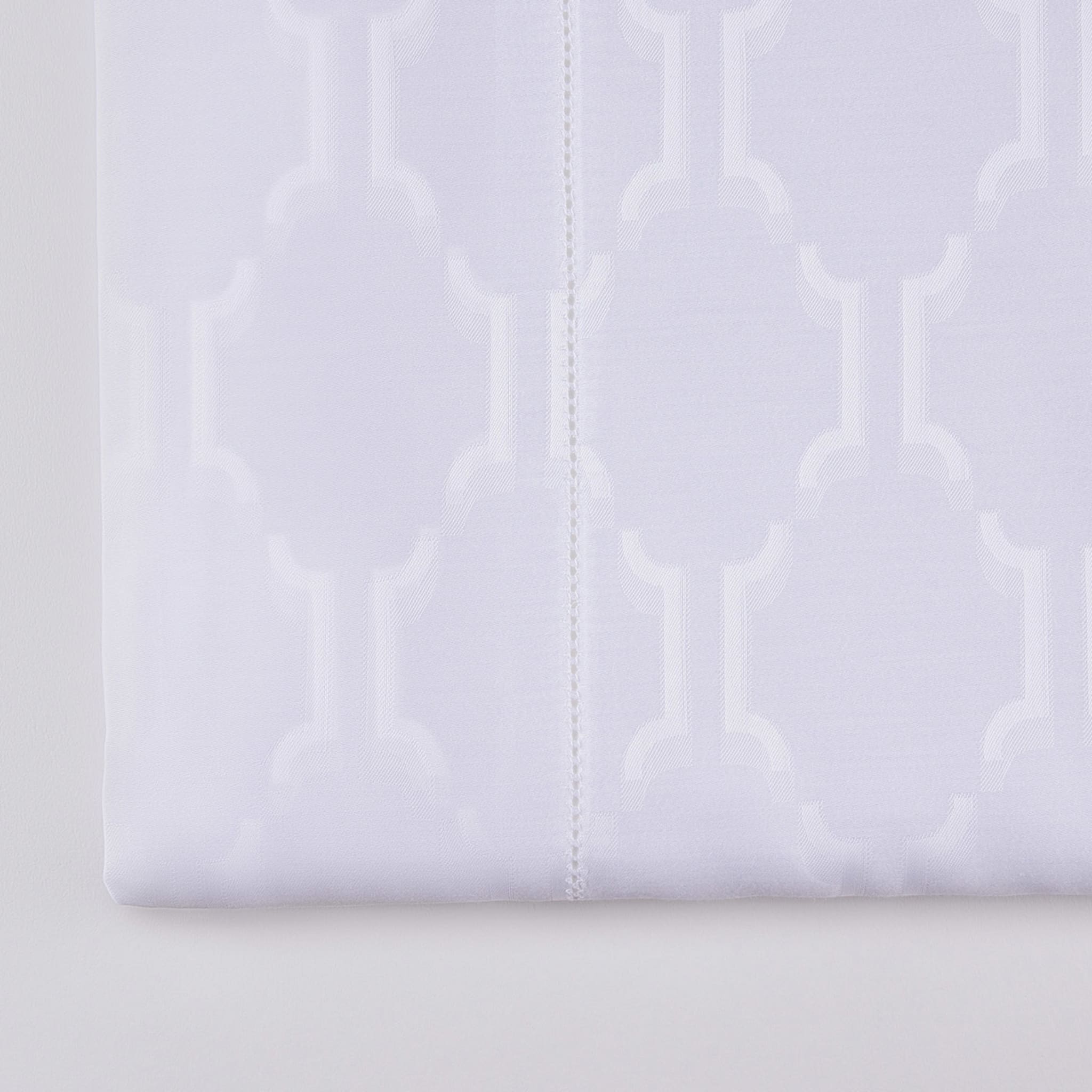 Waldorf Damask White Double Bed Sheet - Alternative view 1