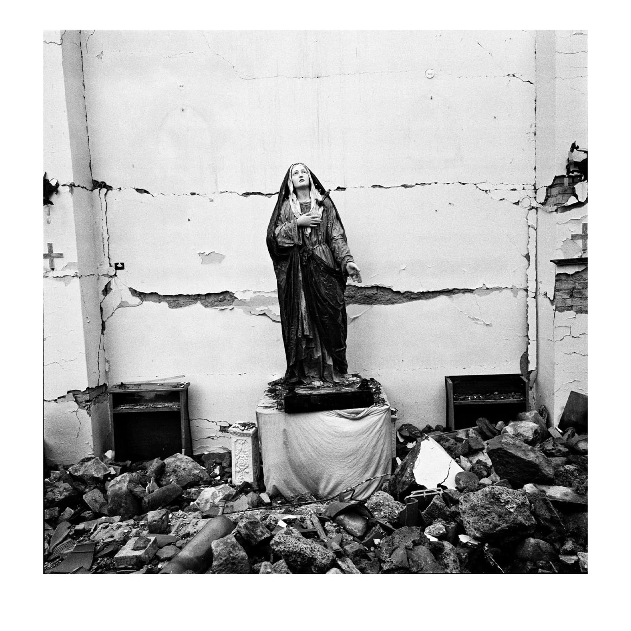 Madonna del Terremoto Photograph - Main view